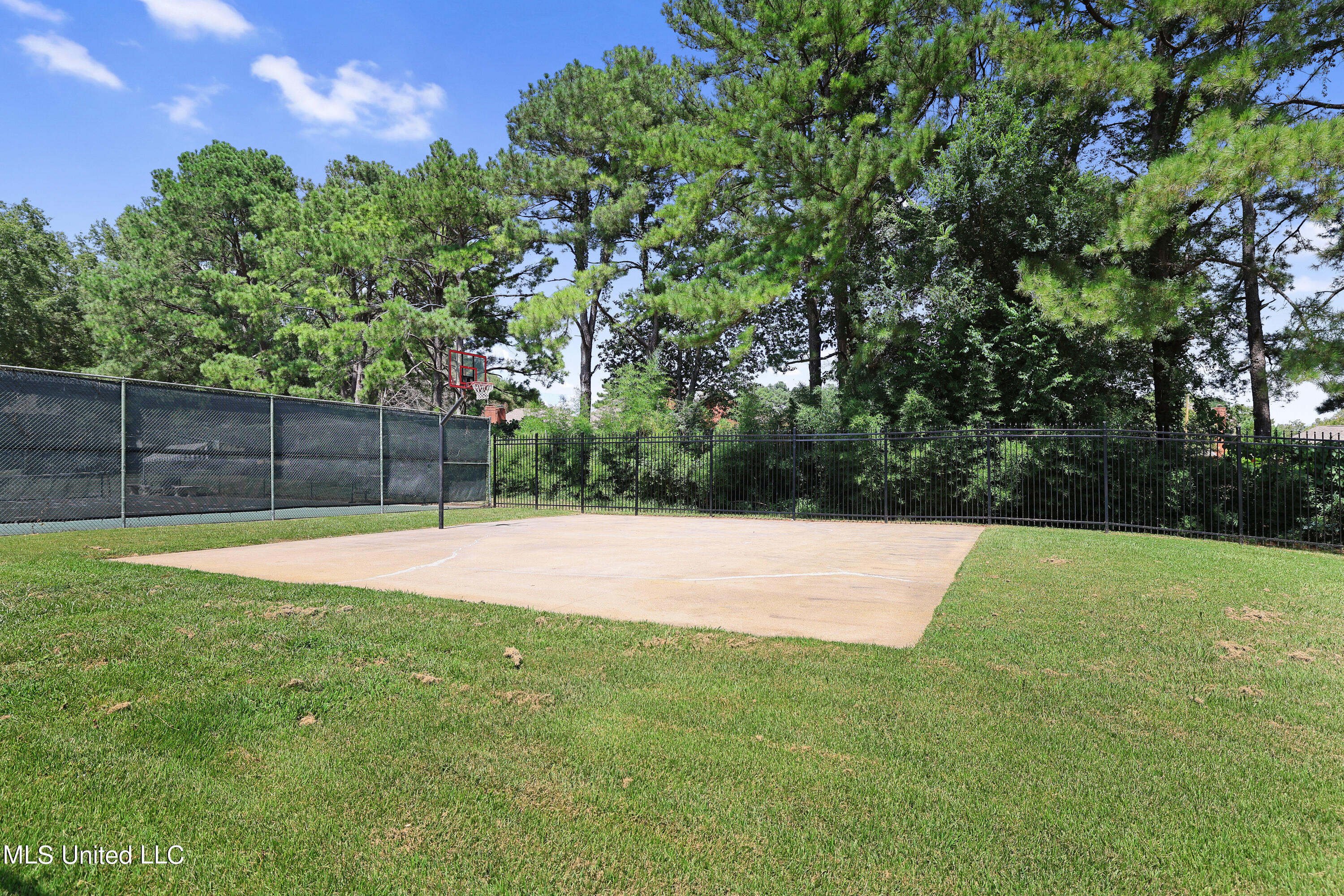 506 Windy Ridge Lane