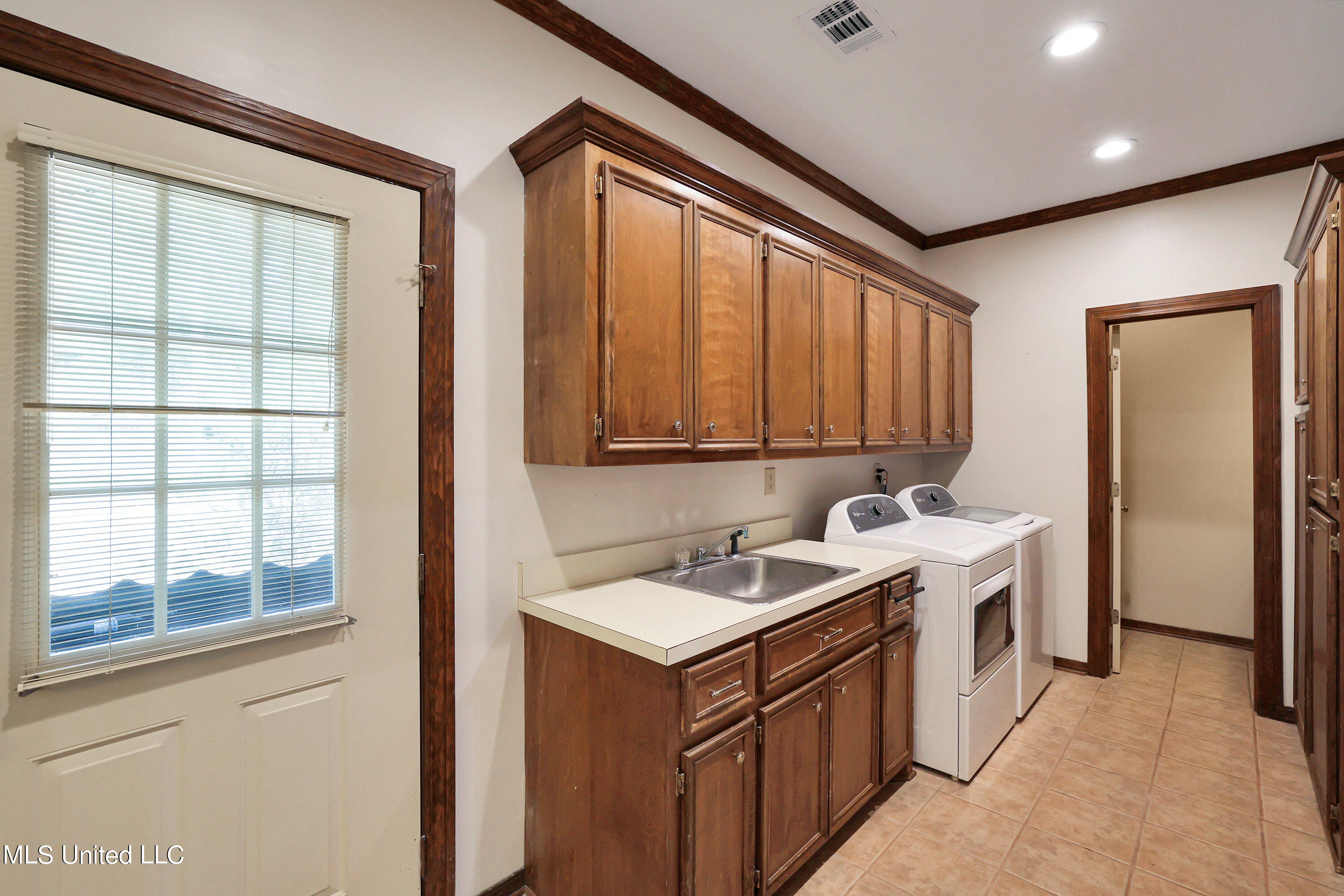506 Windy Ridge Lane
