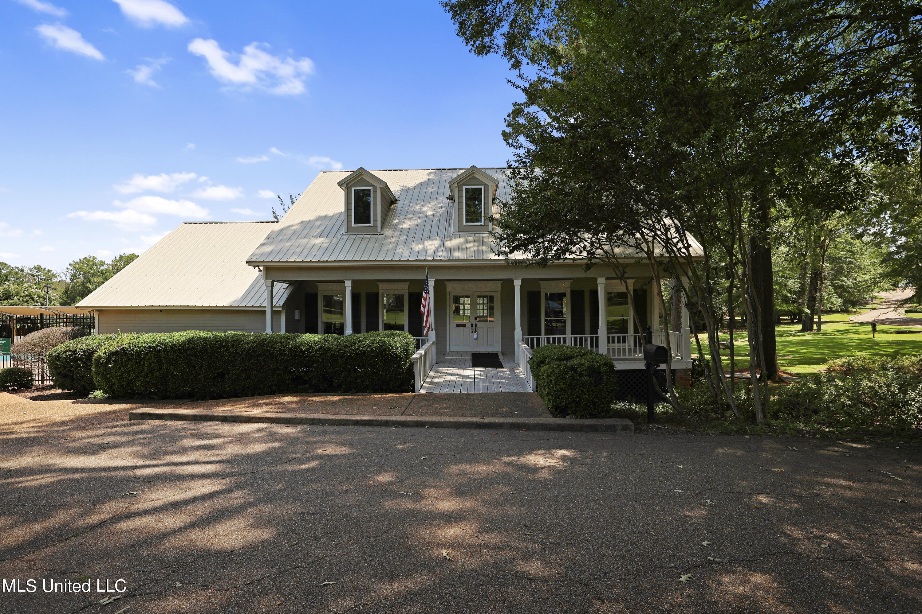 506 Windy Ridge Lane