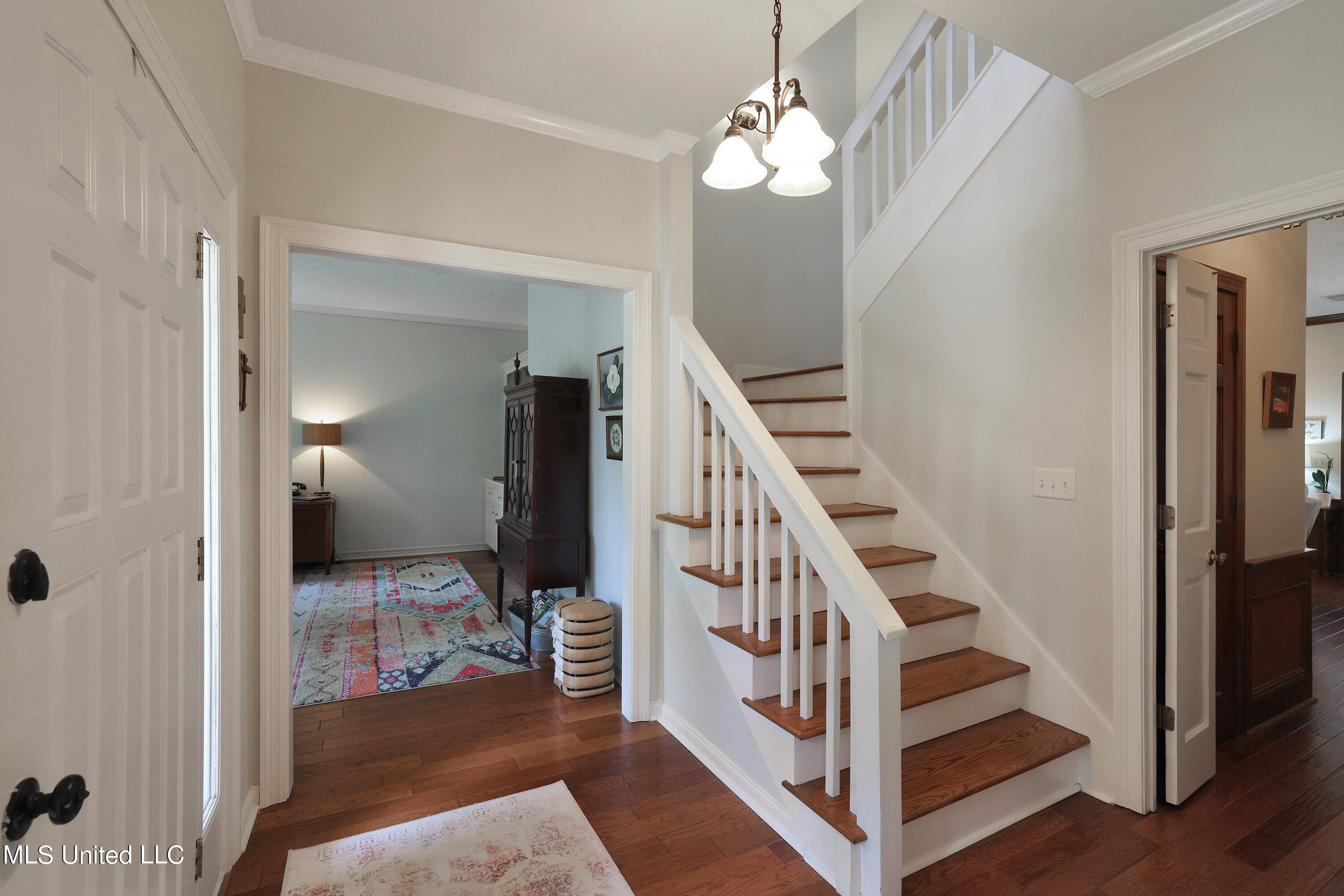 506 Windy Ridge Lane