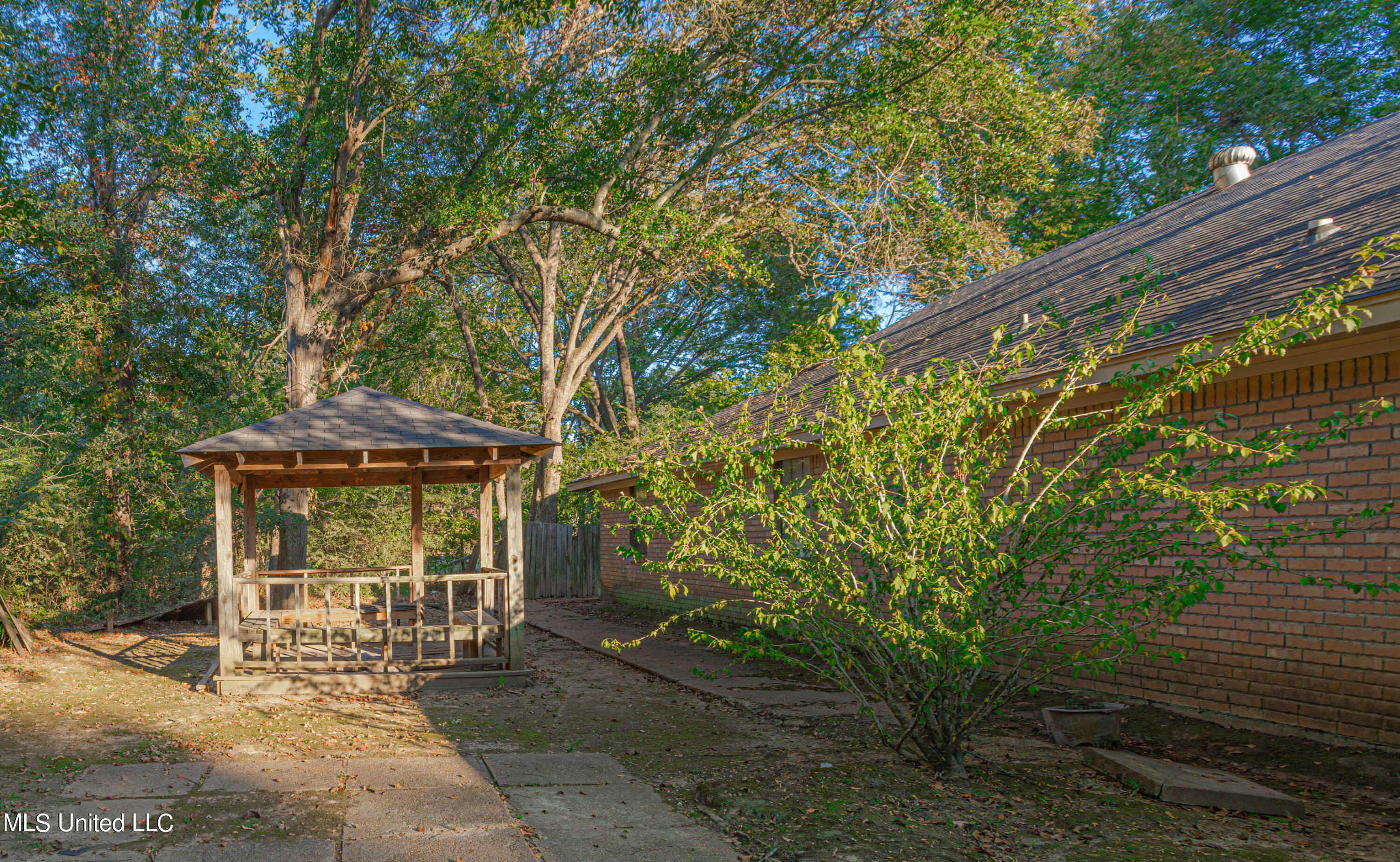 399 Cauthen Street