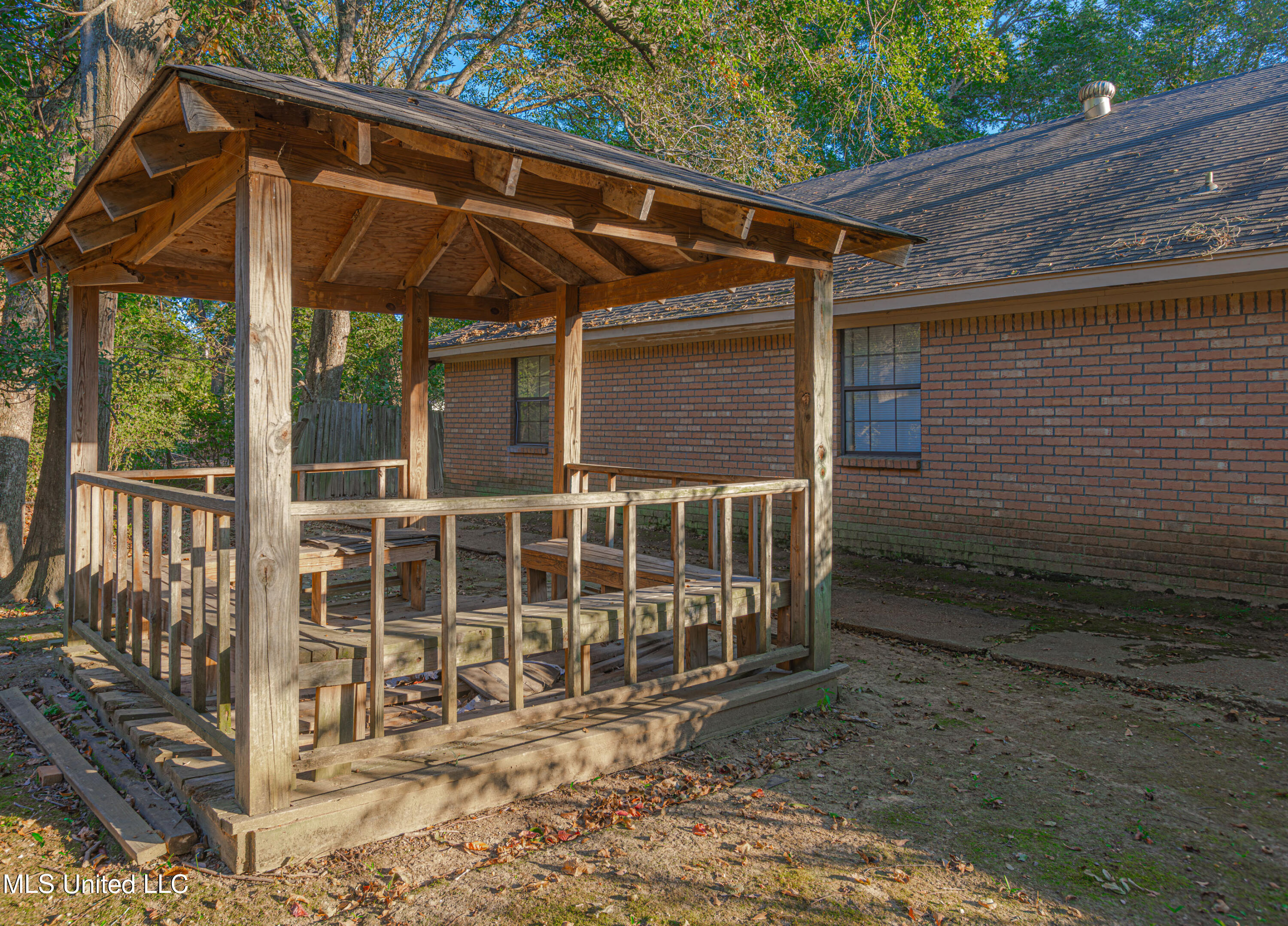 399 Cauthen Street