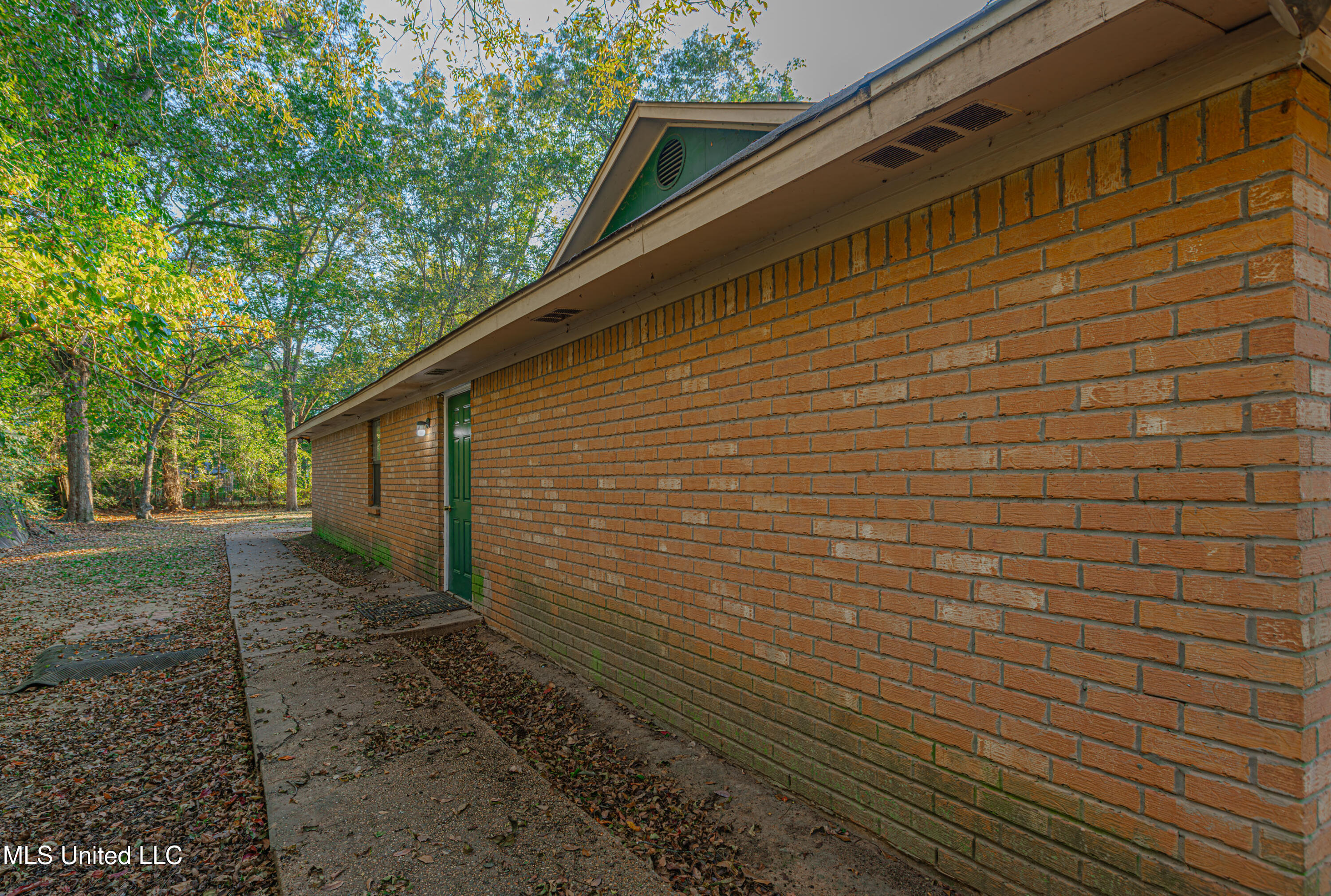 399 Cauthen Street