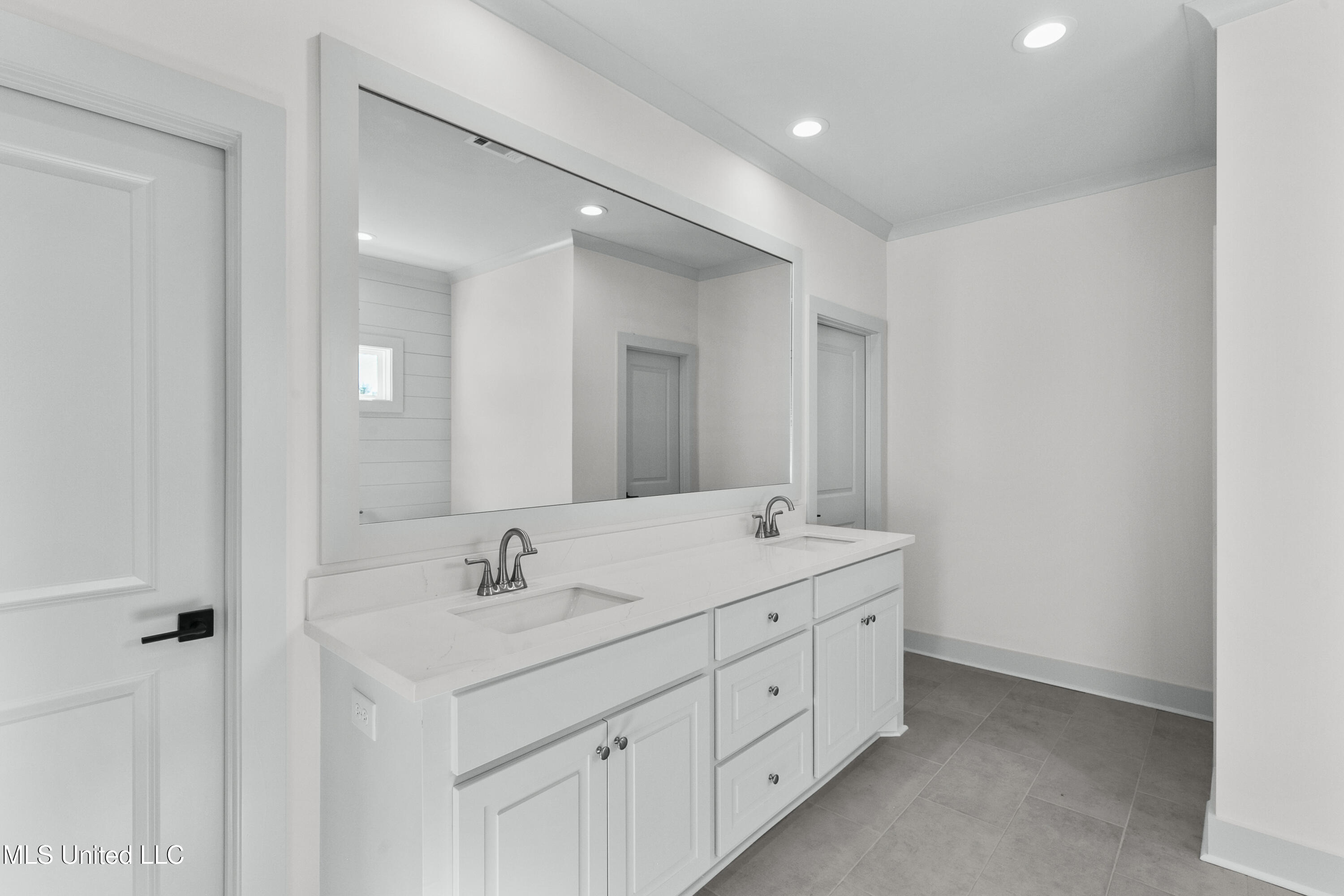 204 Harvest View Place