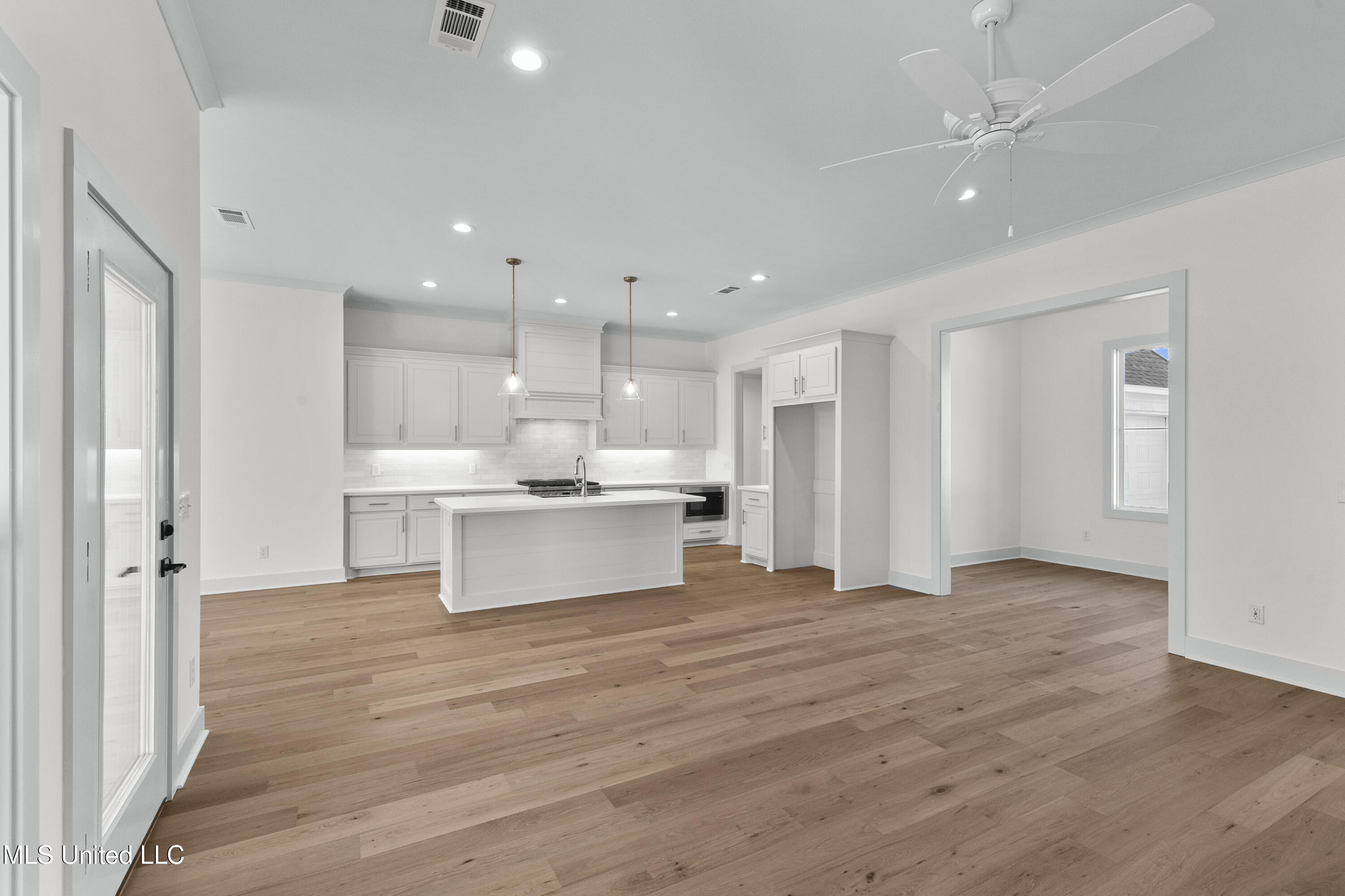 204 Harvest View Place