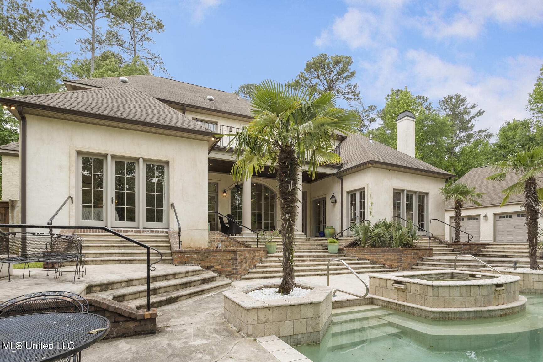 104 Summer Lake Drive