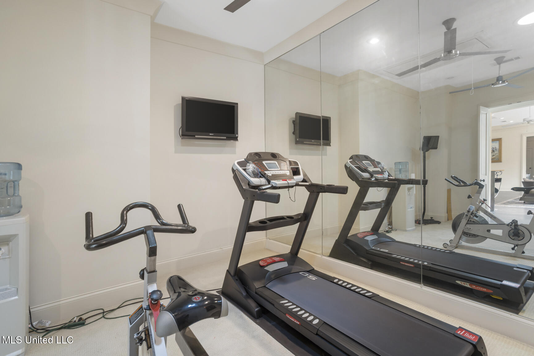 104 Summer Lake Drive