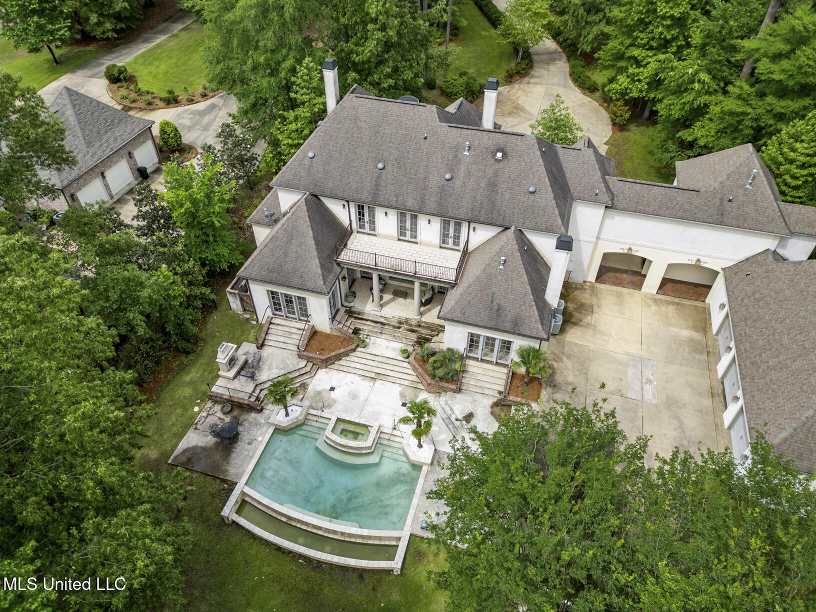 104 Summer Lake Drive