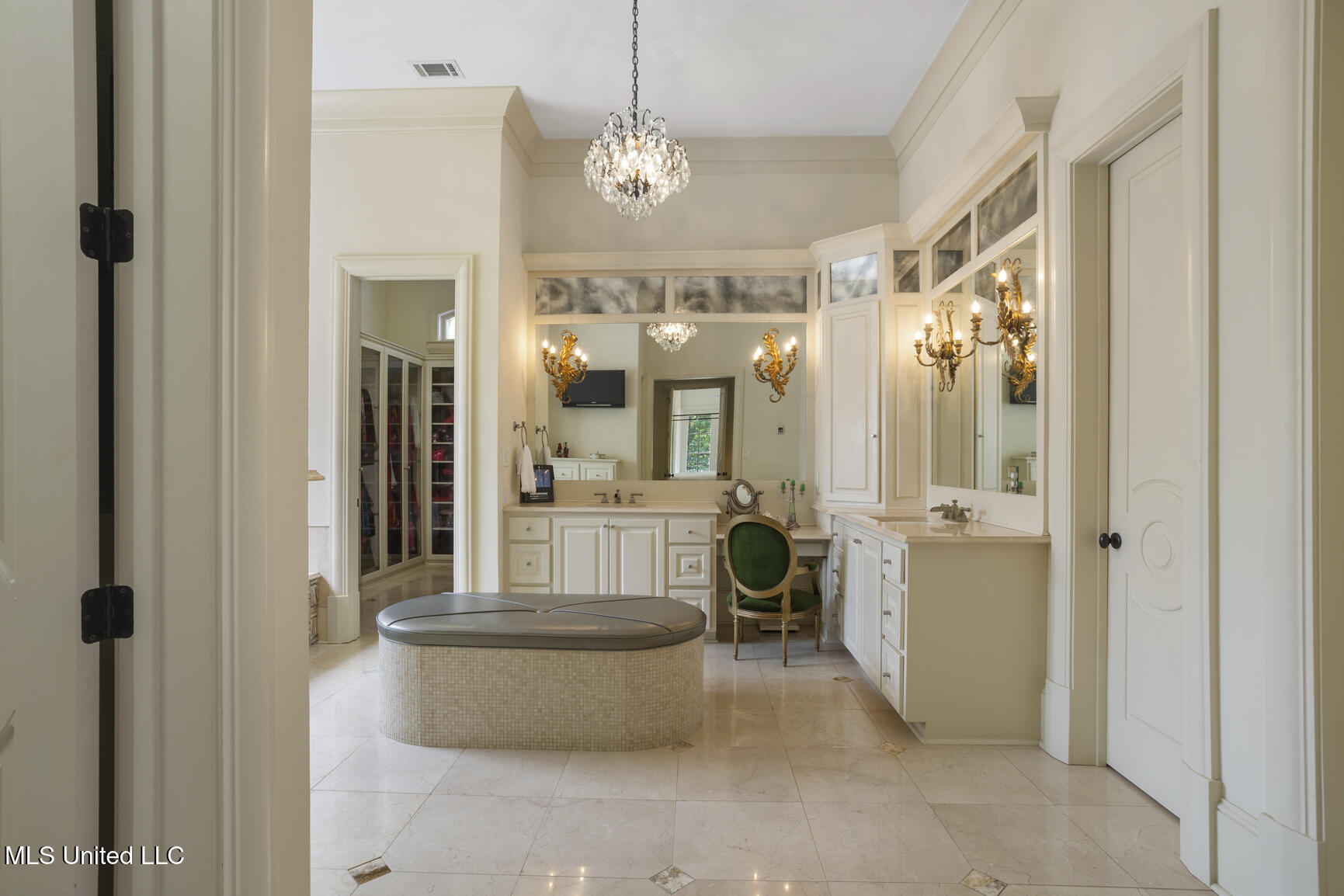 104 Summer Lake Drive