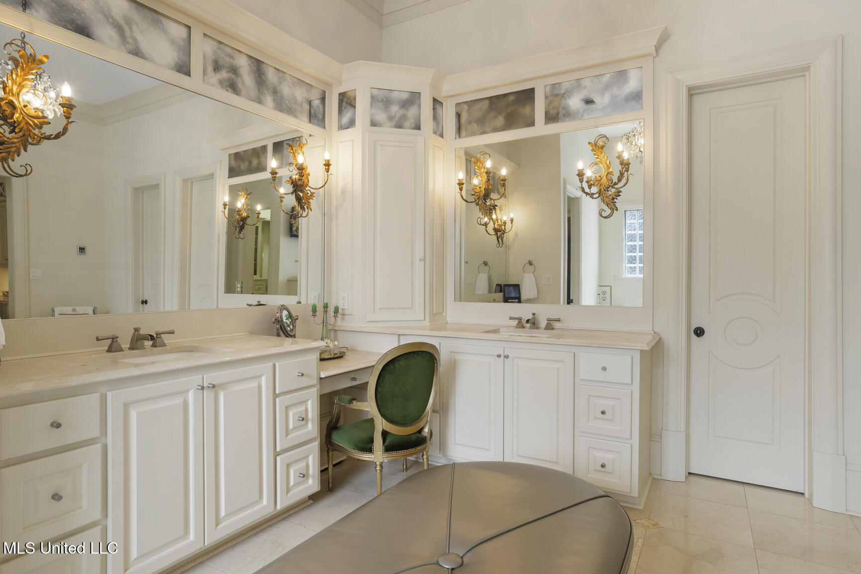 104 Summer Lake Drive