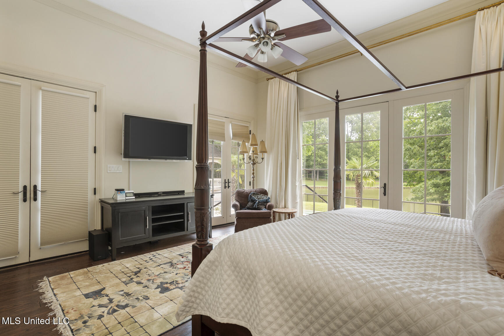 104 Summer Lake Drive