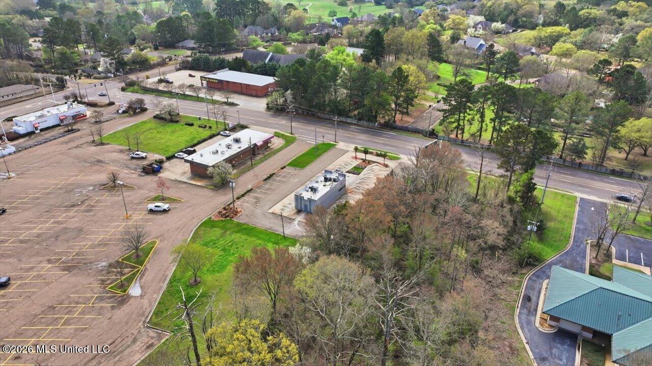 1900 E County Line Road