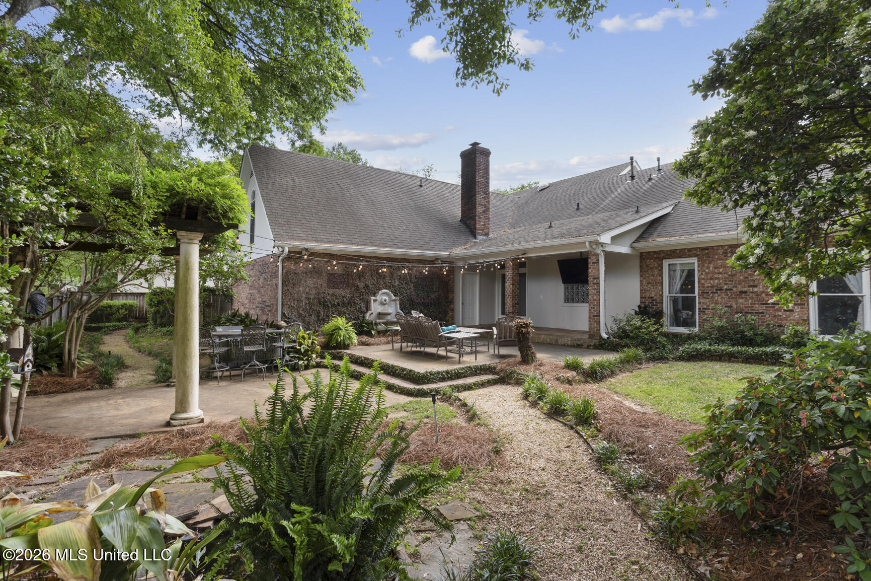 5366 Carolwood Drive