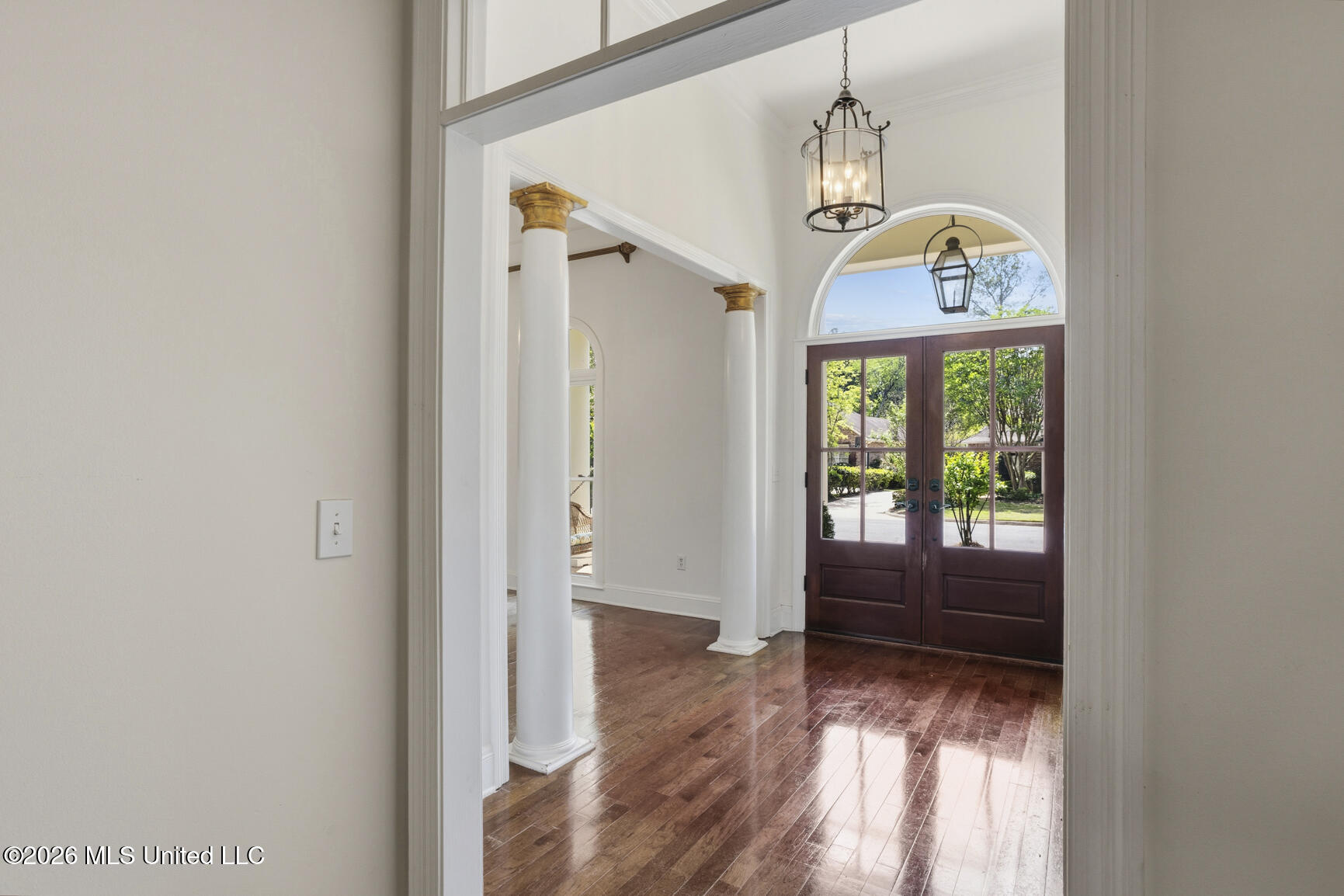 5366 Carolwood Drive