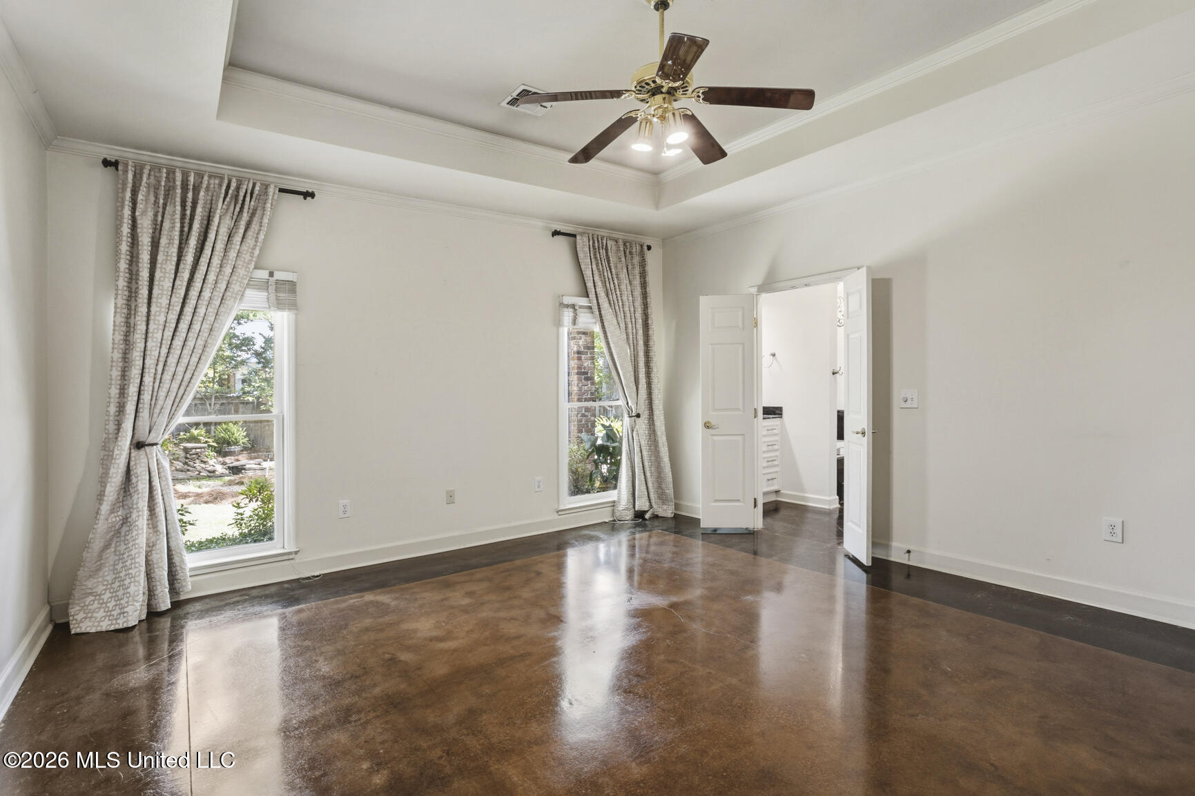 5366 Carolwood Drive