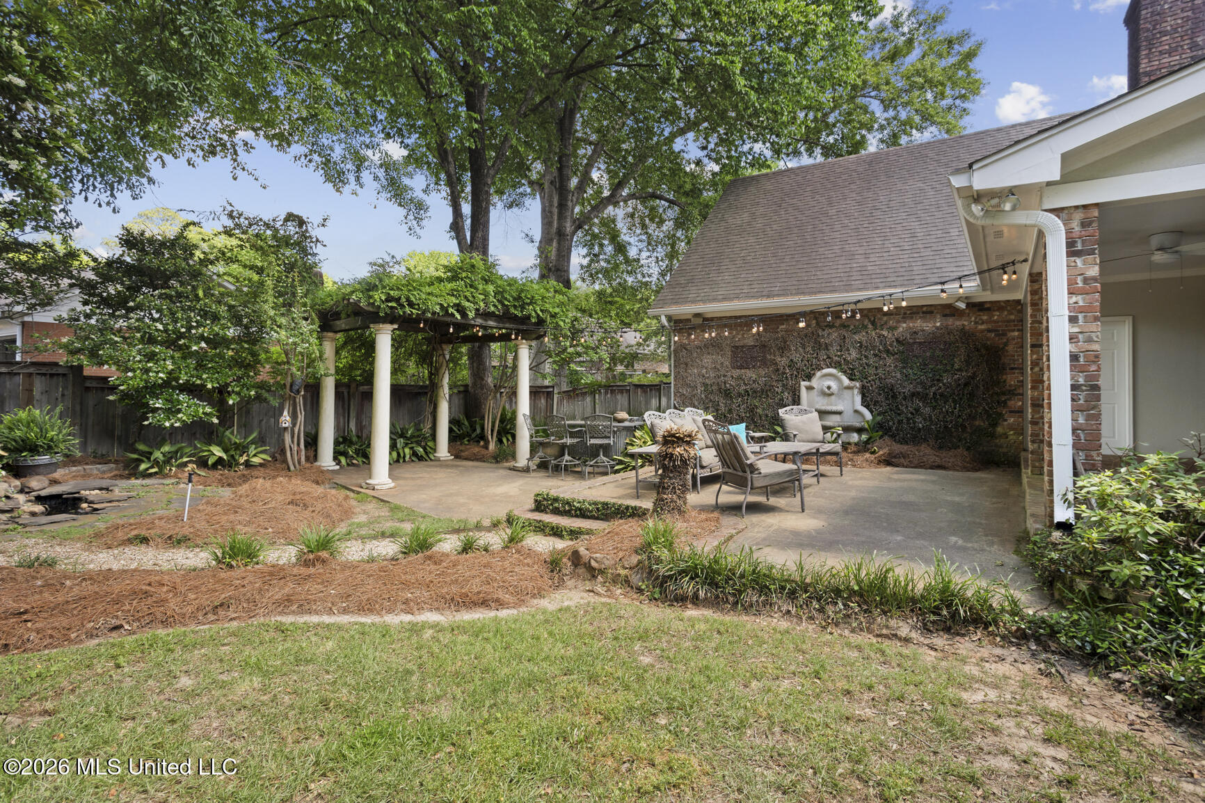 5366 Carolwood Drive
