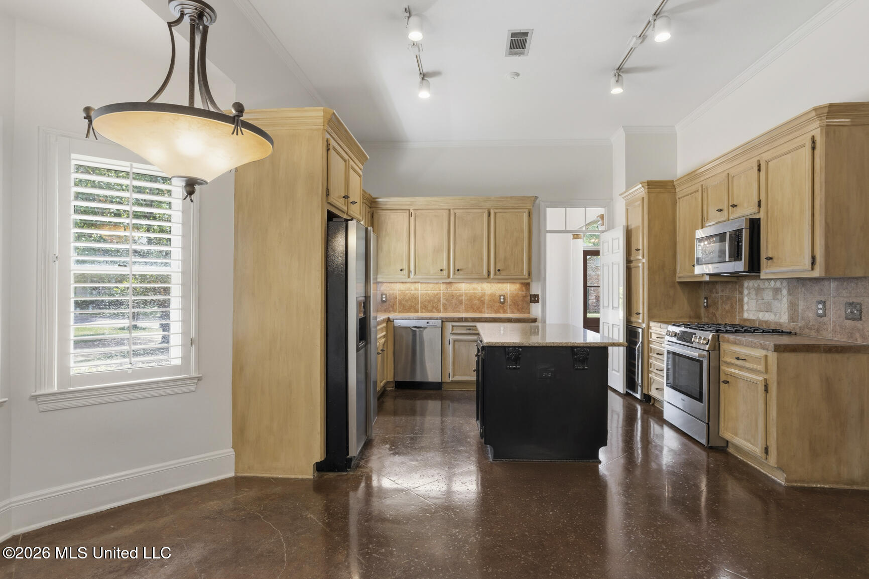 5366 Carolwood Drive