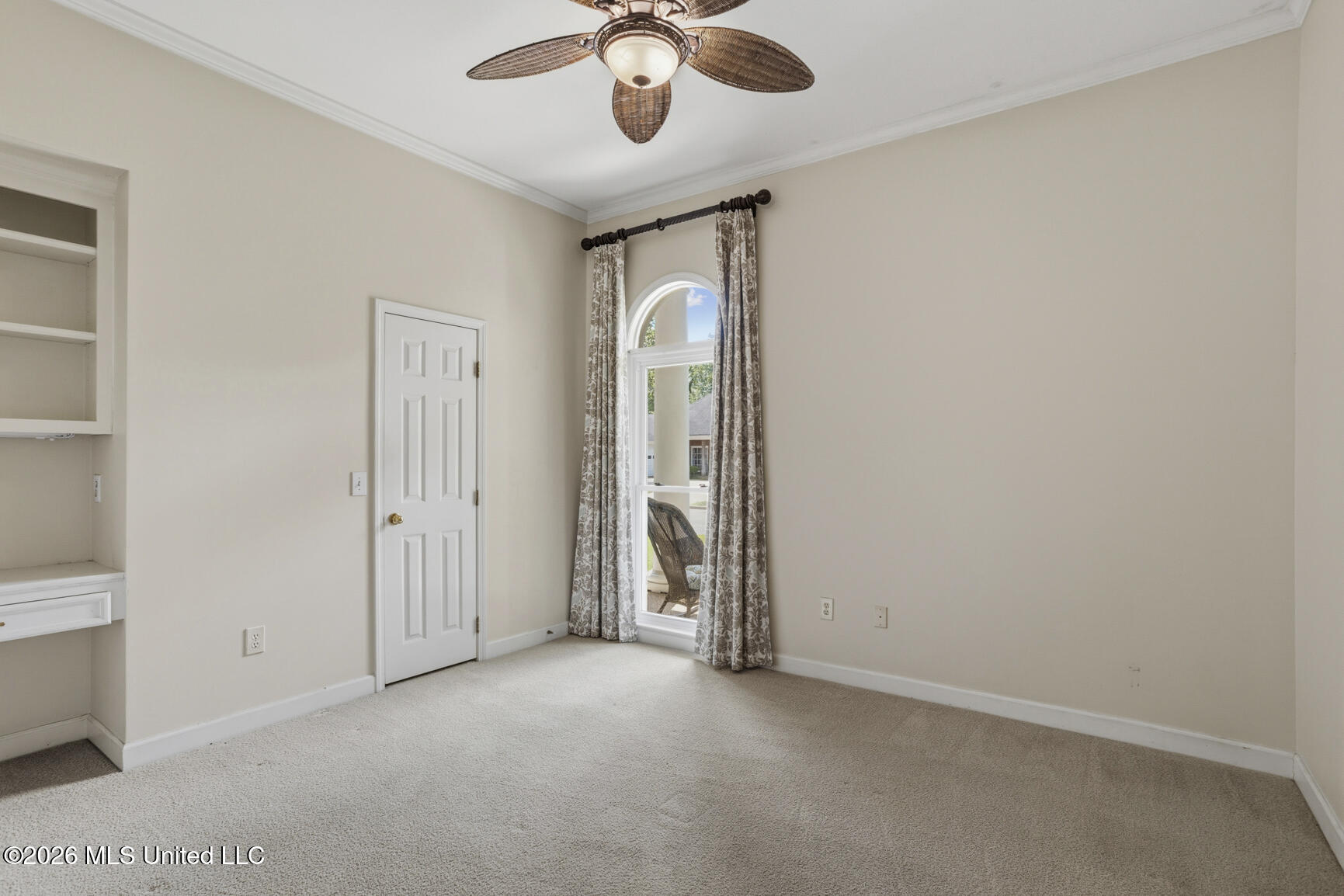 5366 Carolwood Drive