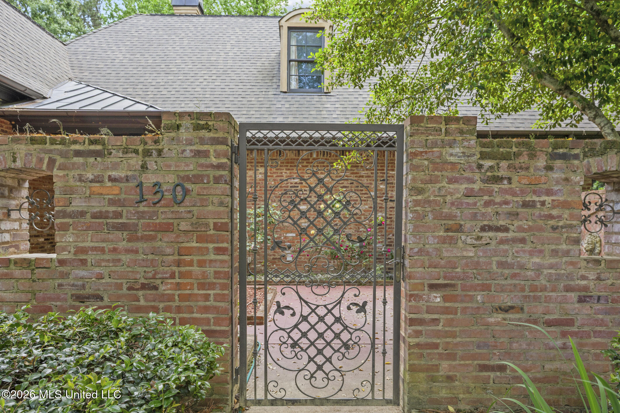 130 Bridgewater Crossing