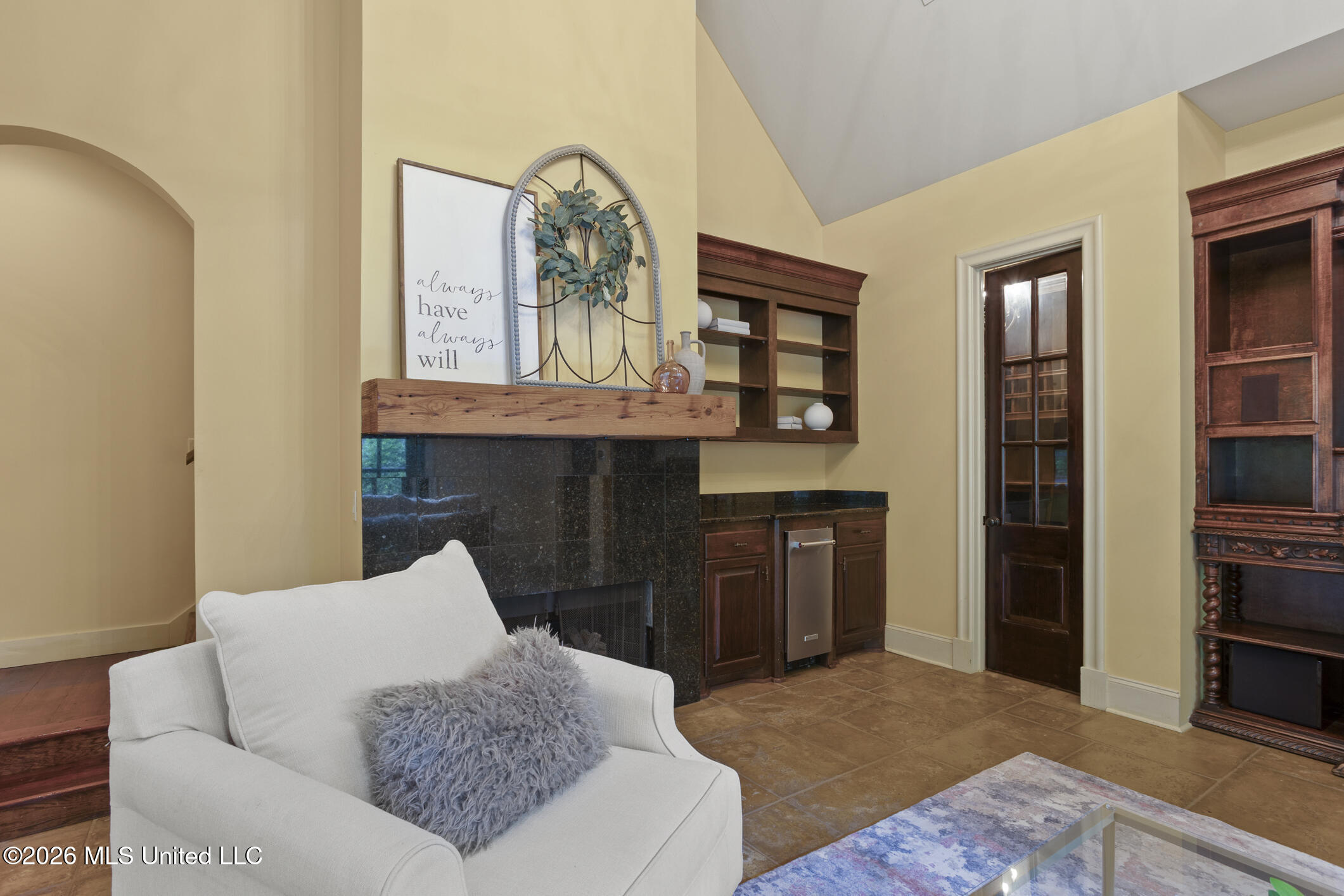 130 Bridgewater Crossing