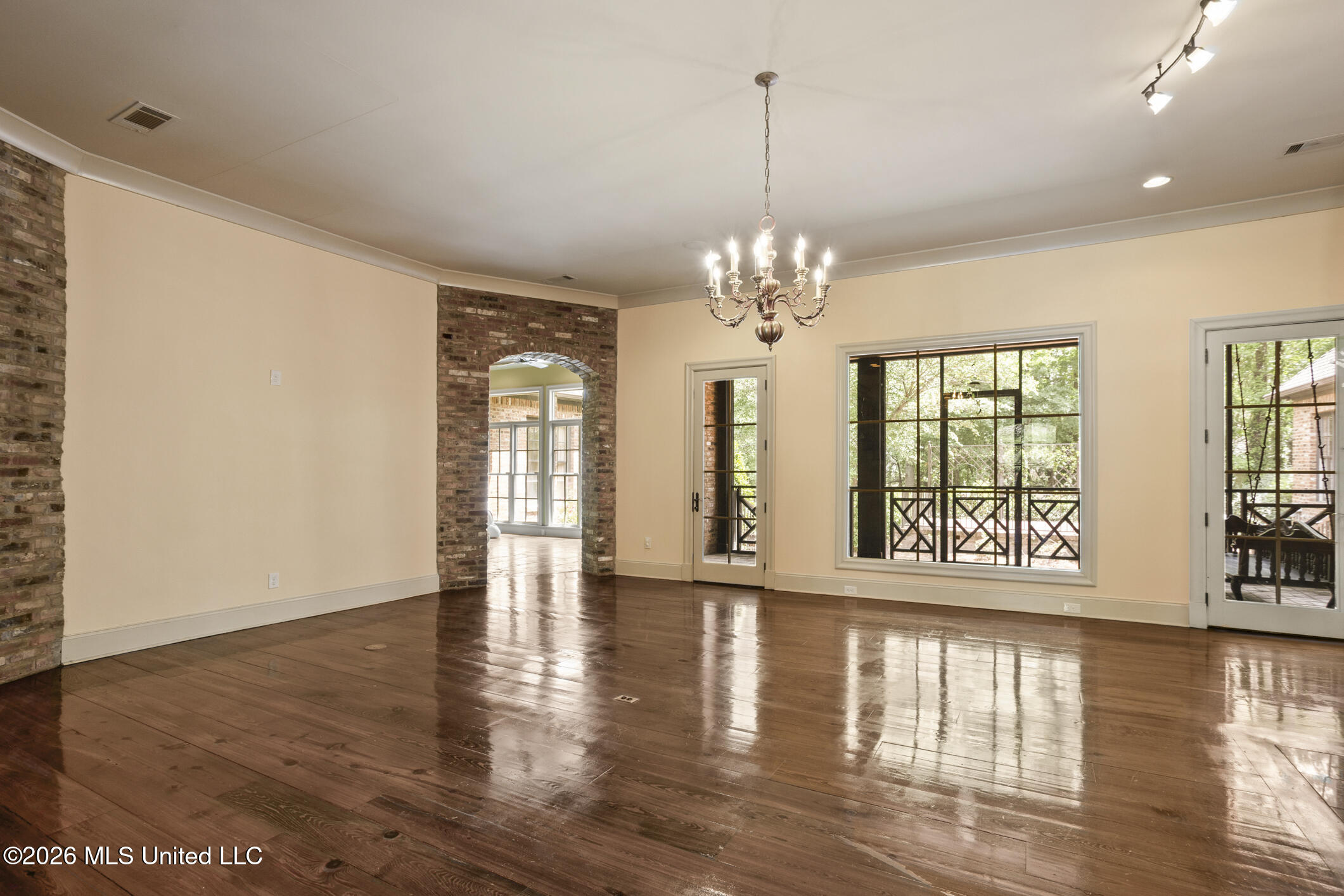 130 Bridgewater Crossing