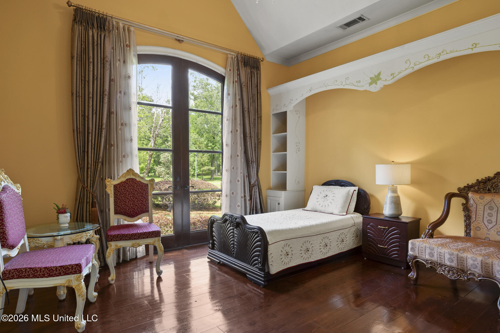 130 Bridgewater Crossing