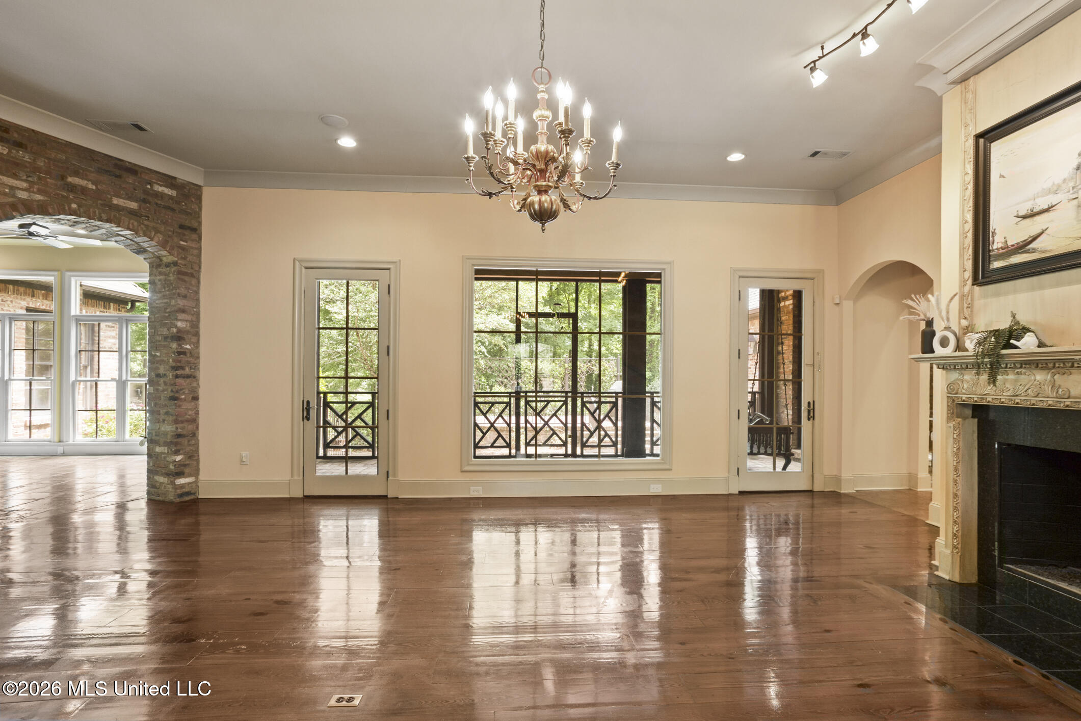 130 Bridgewater Crossing