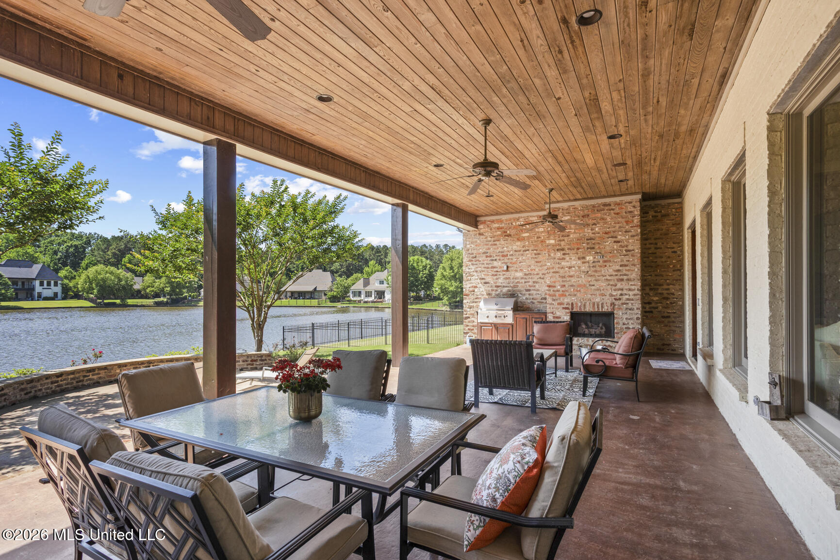 119 Green Glades