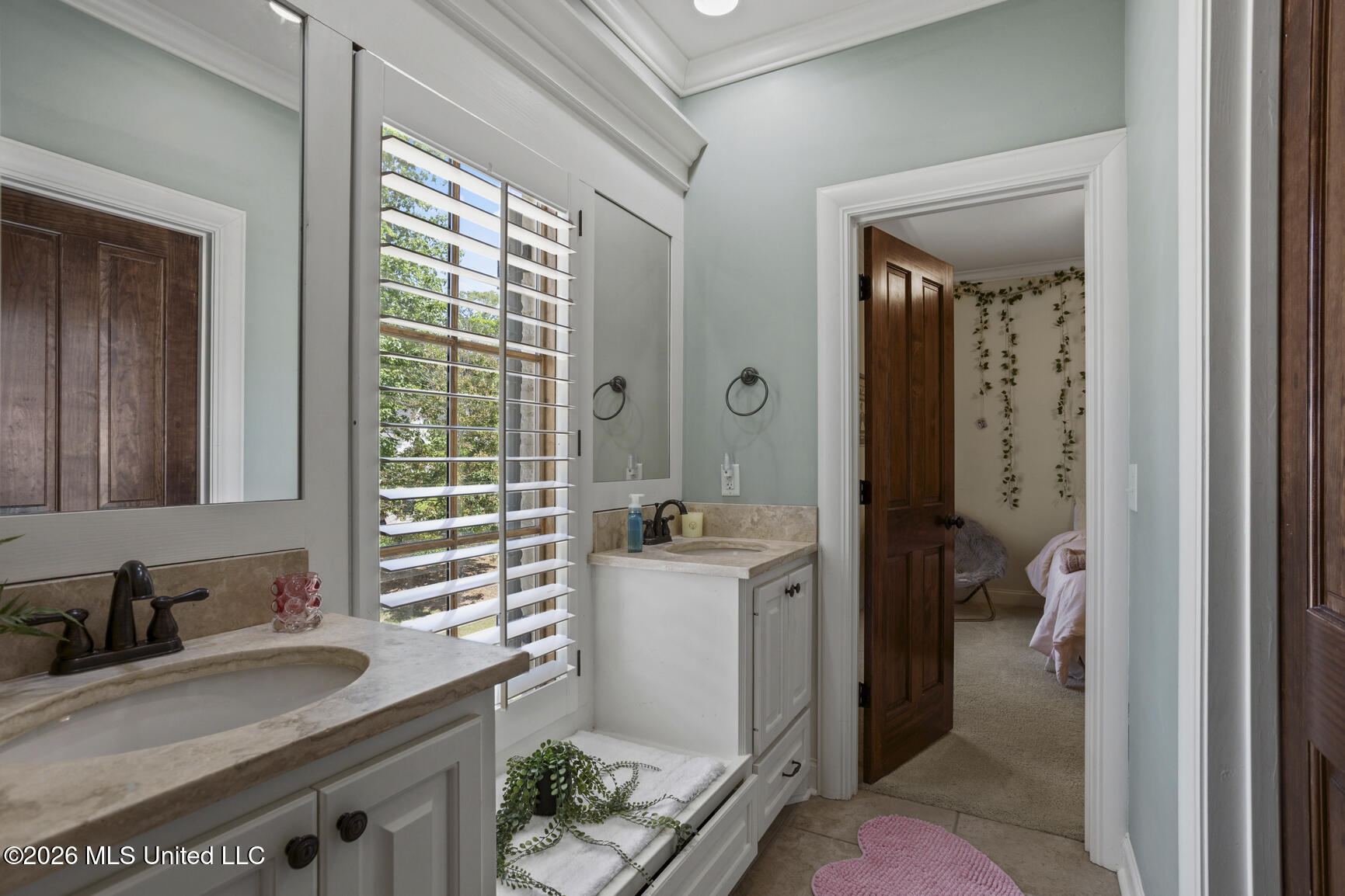 119 Green Glades