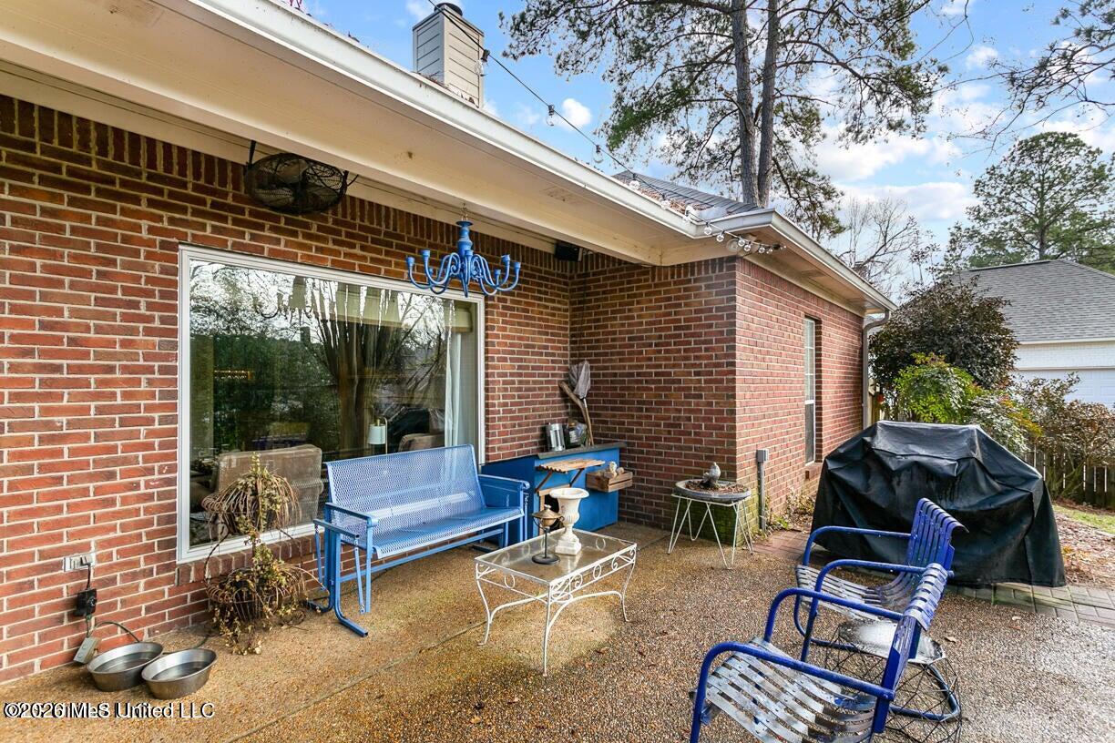 312 Hillchase Drive