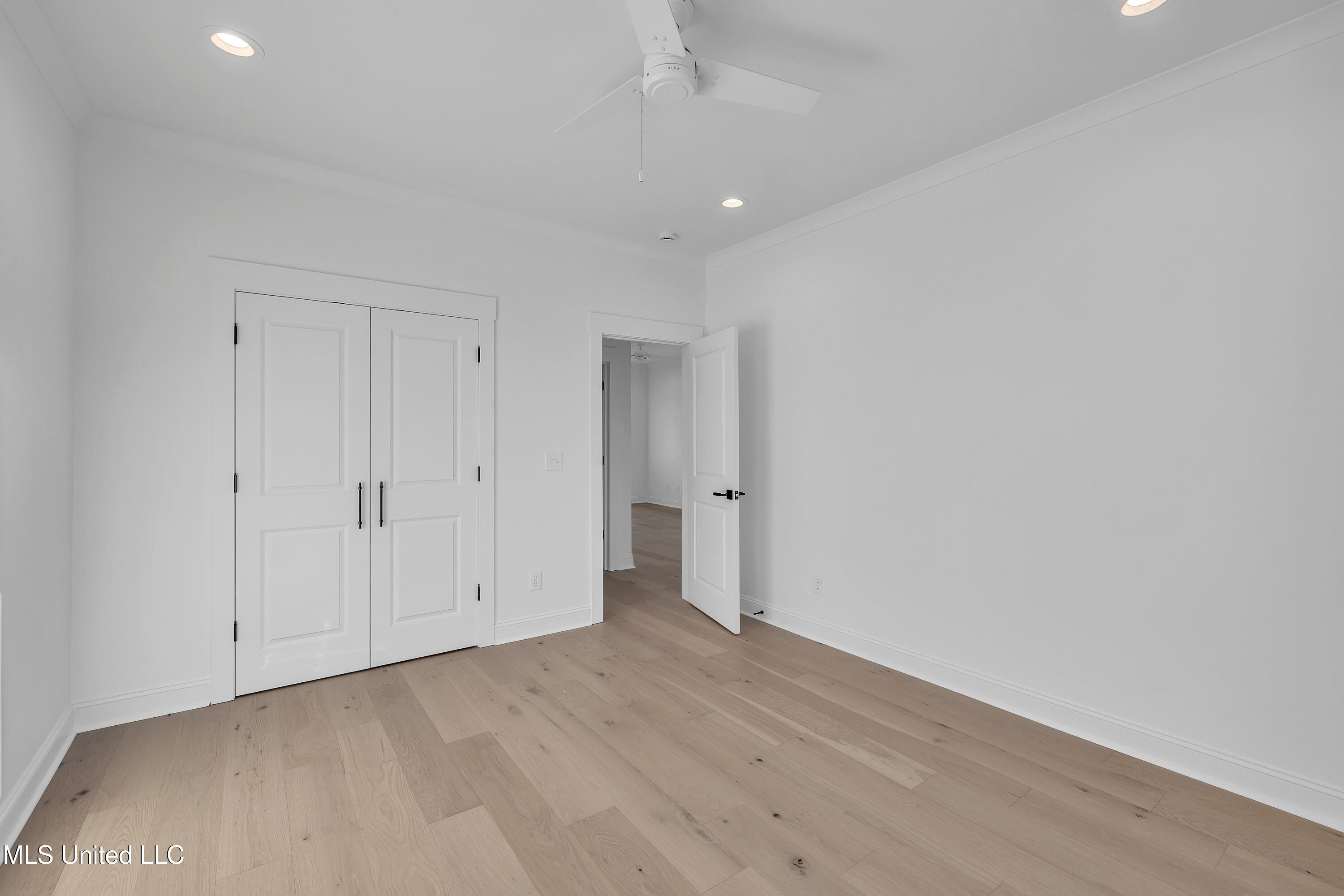 800 Arbor Point