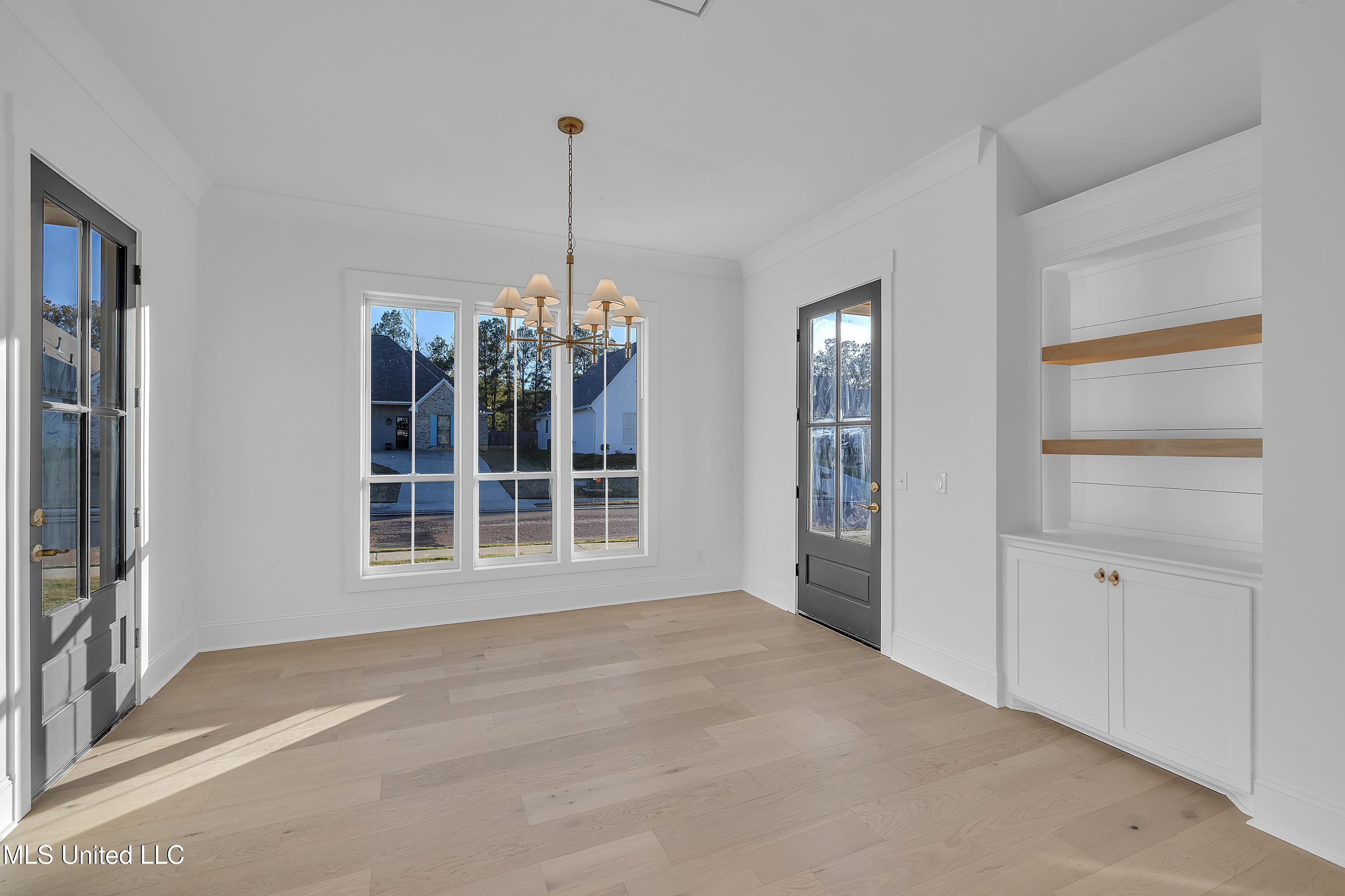 800 Arbor Point