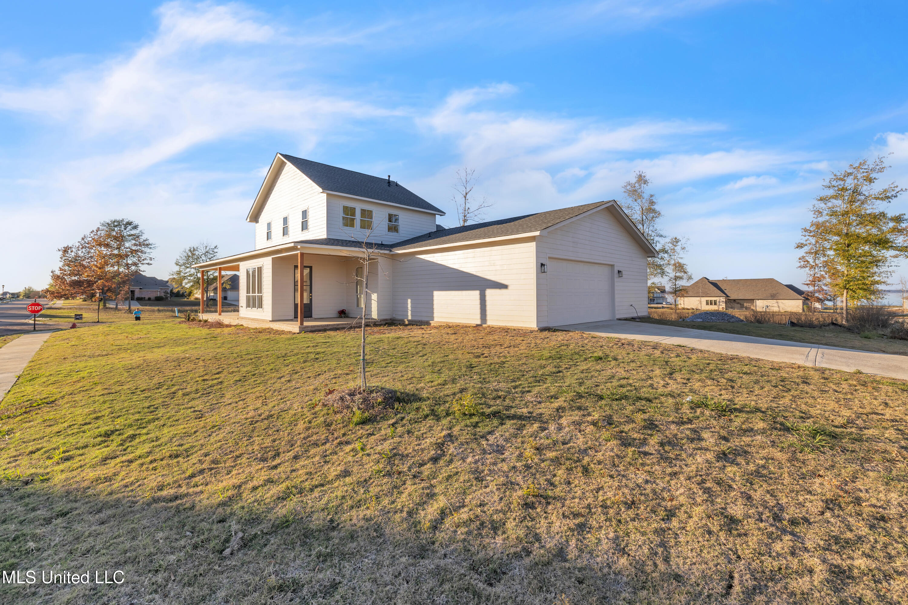 800 Arbor Point
