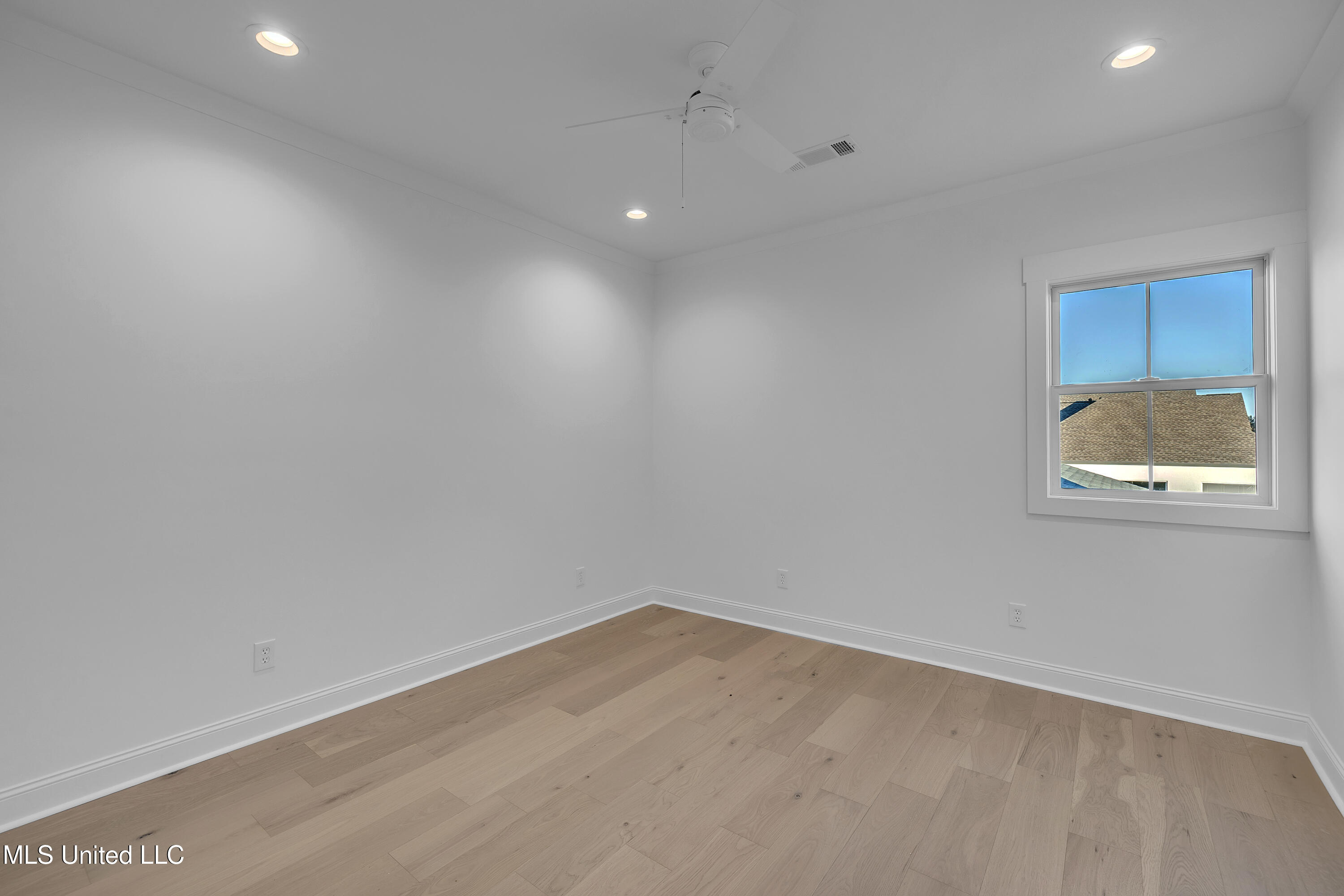 800 Arbor Point