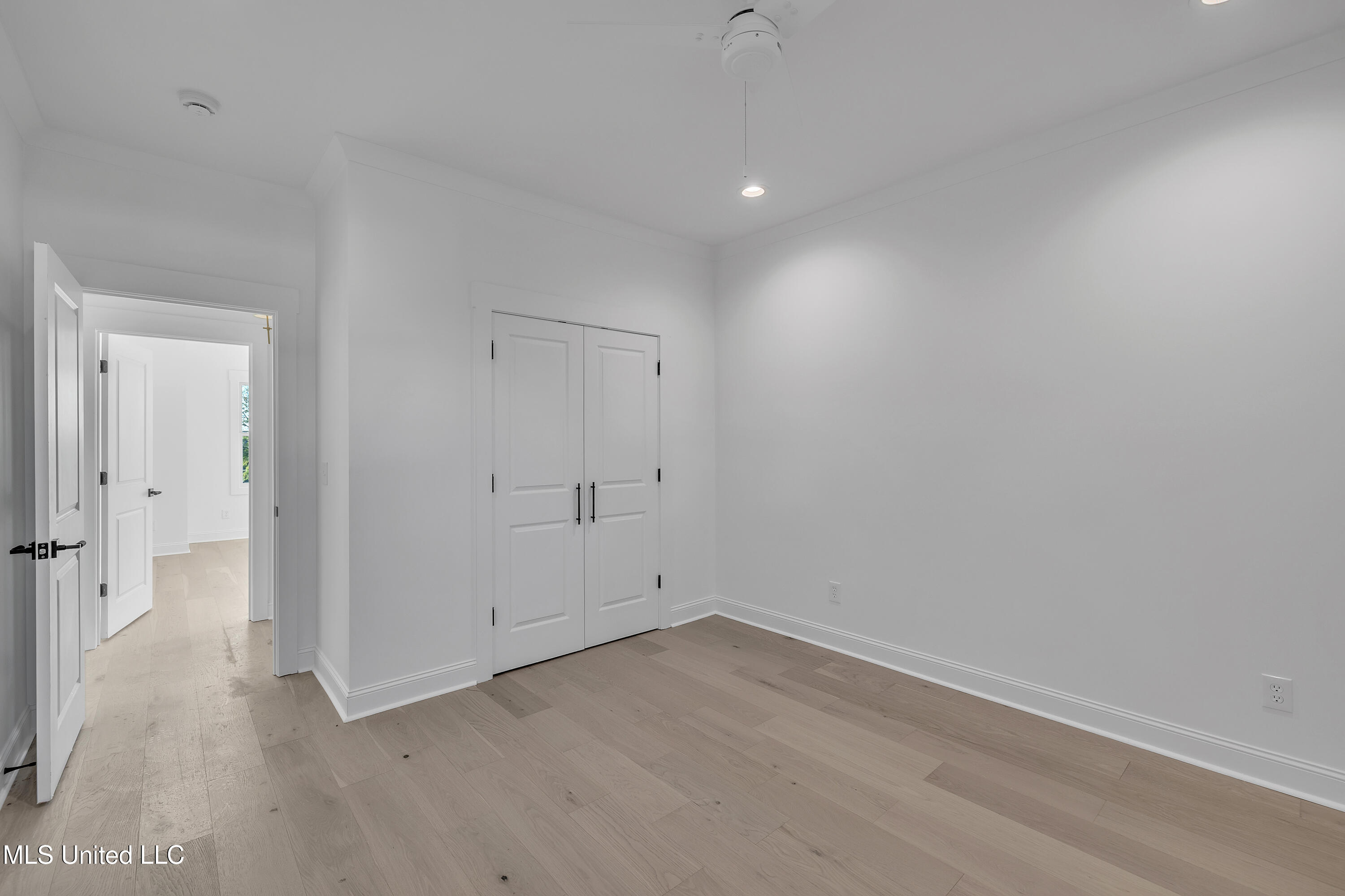 800 Arbor Point