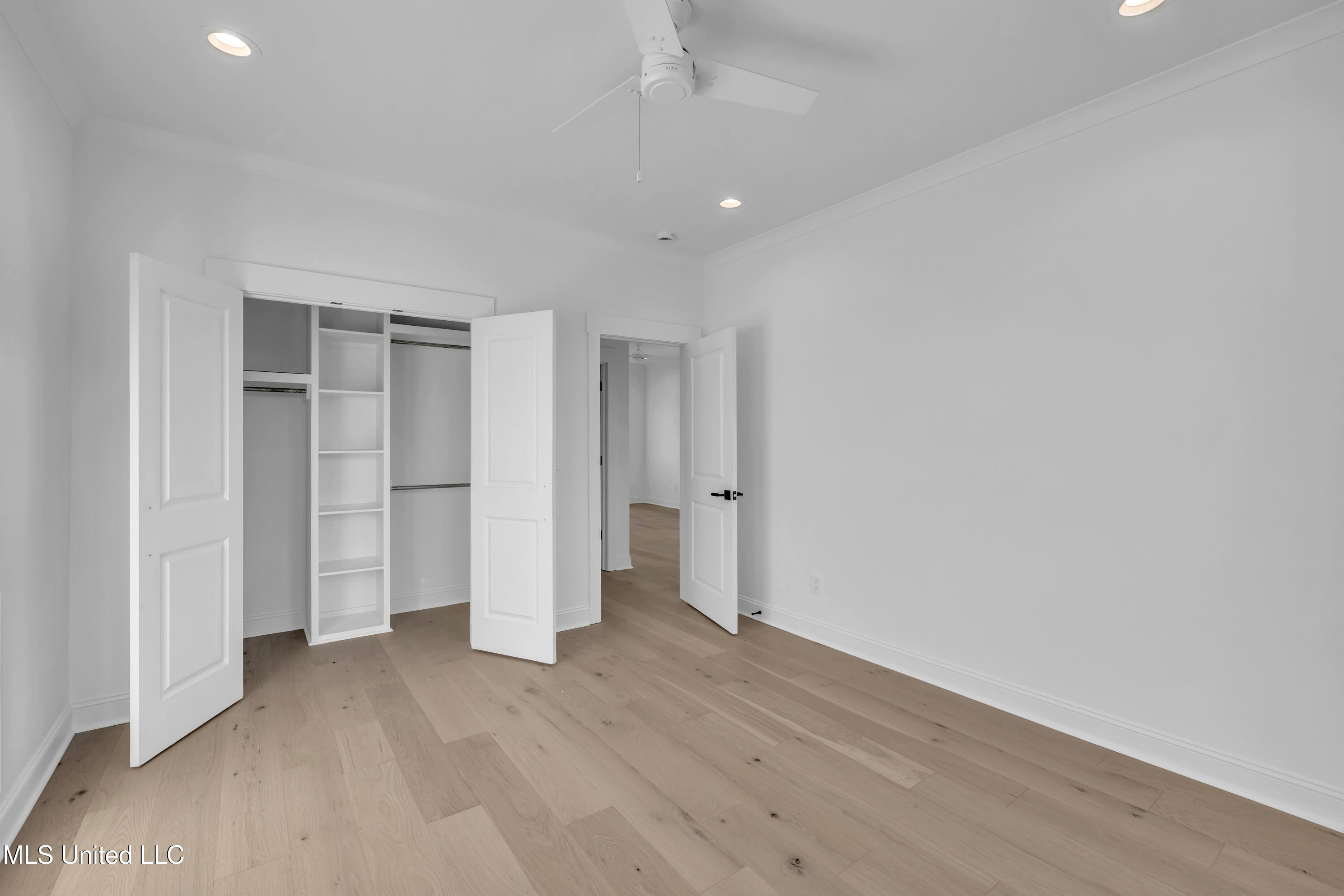 800 Arbor Point