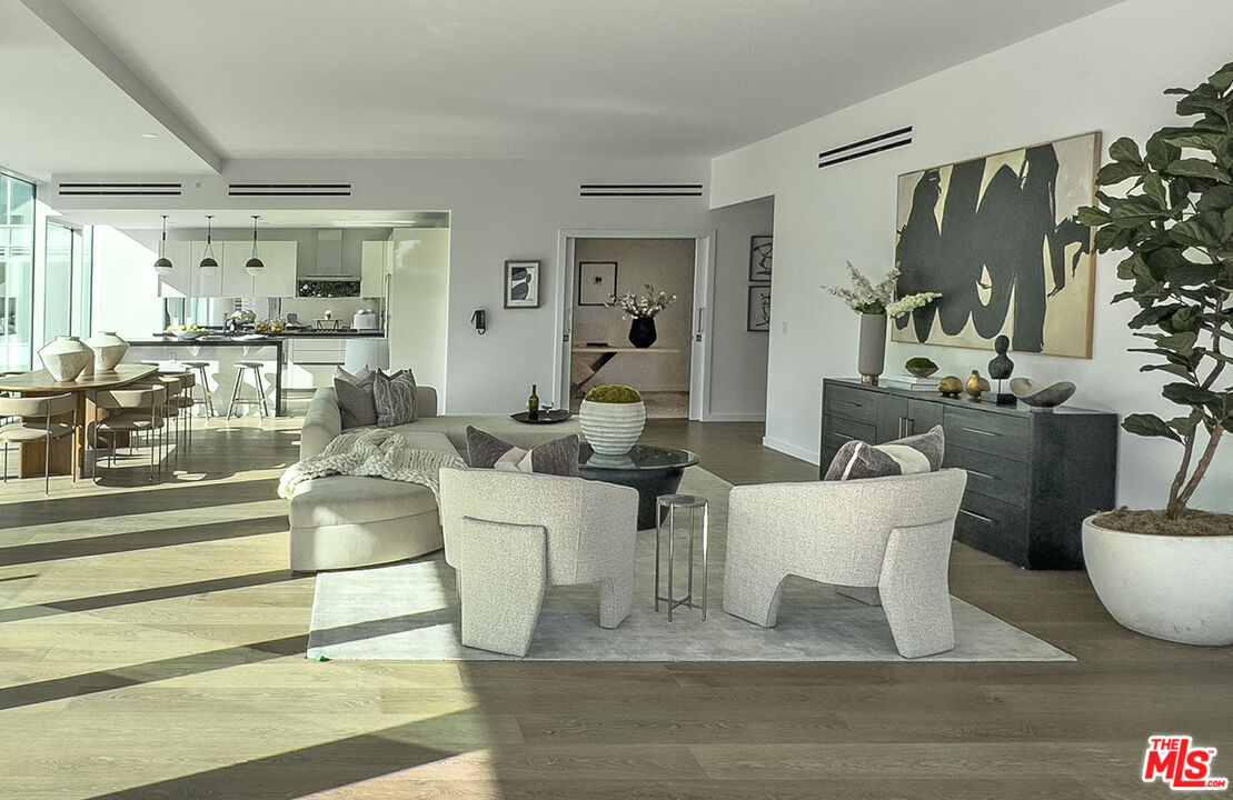 9000 W 3rd St Unit: 309