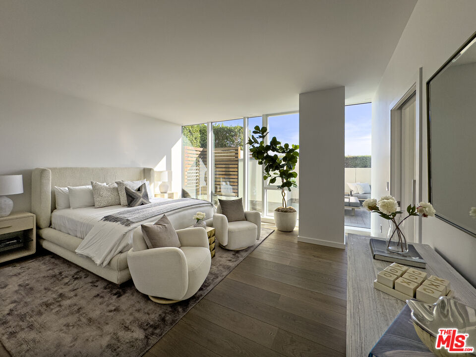 9000 W 3rd St Unit: 309