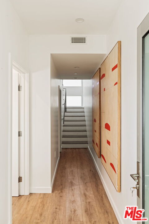 1040 N Spaulding Ave Unit: 4