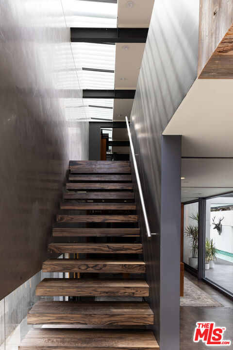 2606 Highland Ave