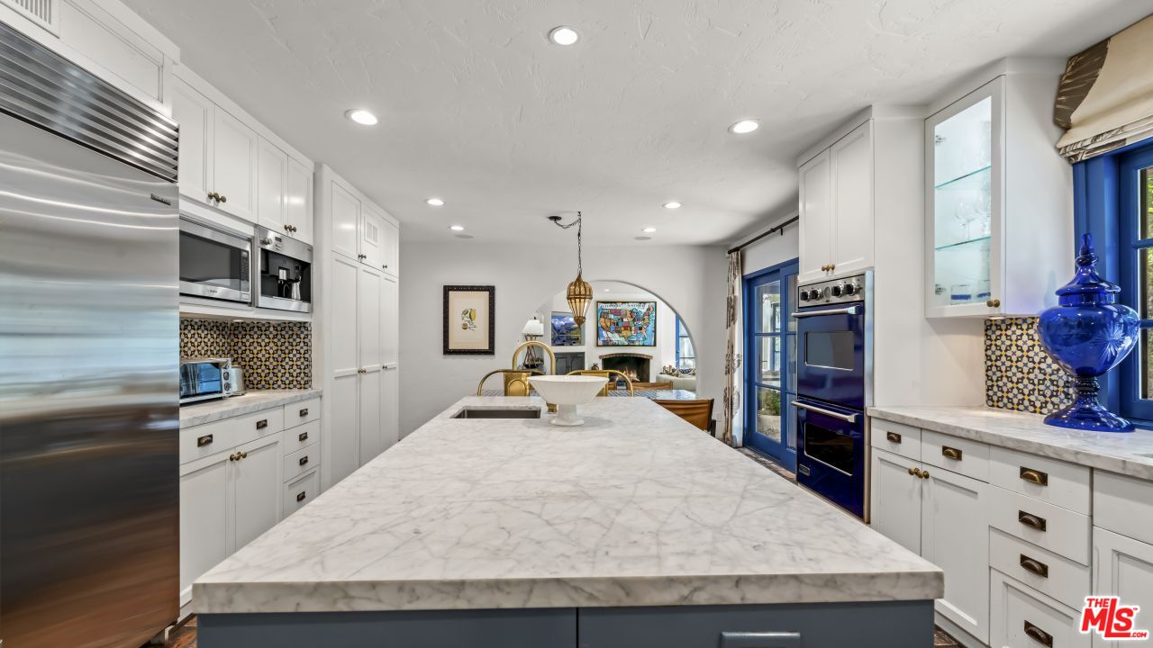 11662 Duque Dr
