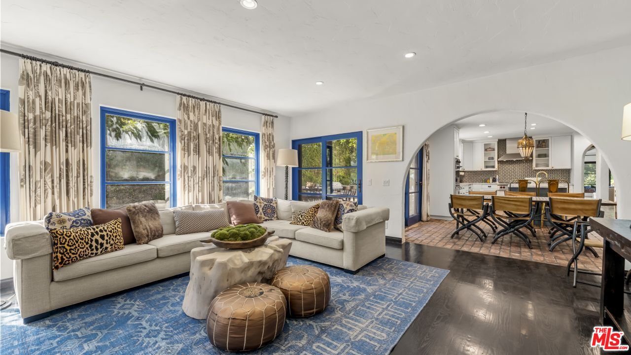 11662 Duque Dr