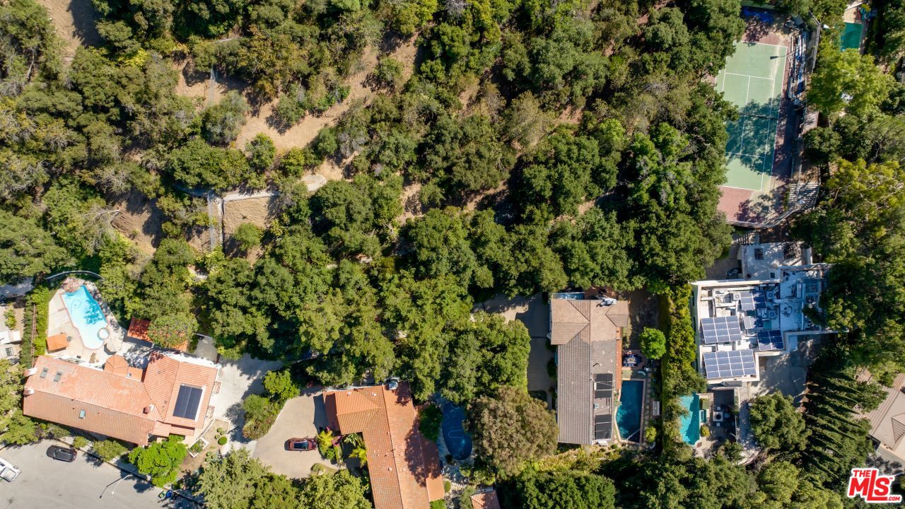 11662 Duque Dr