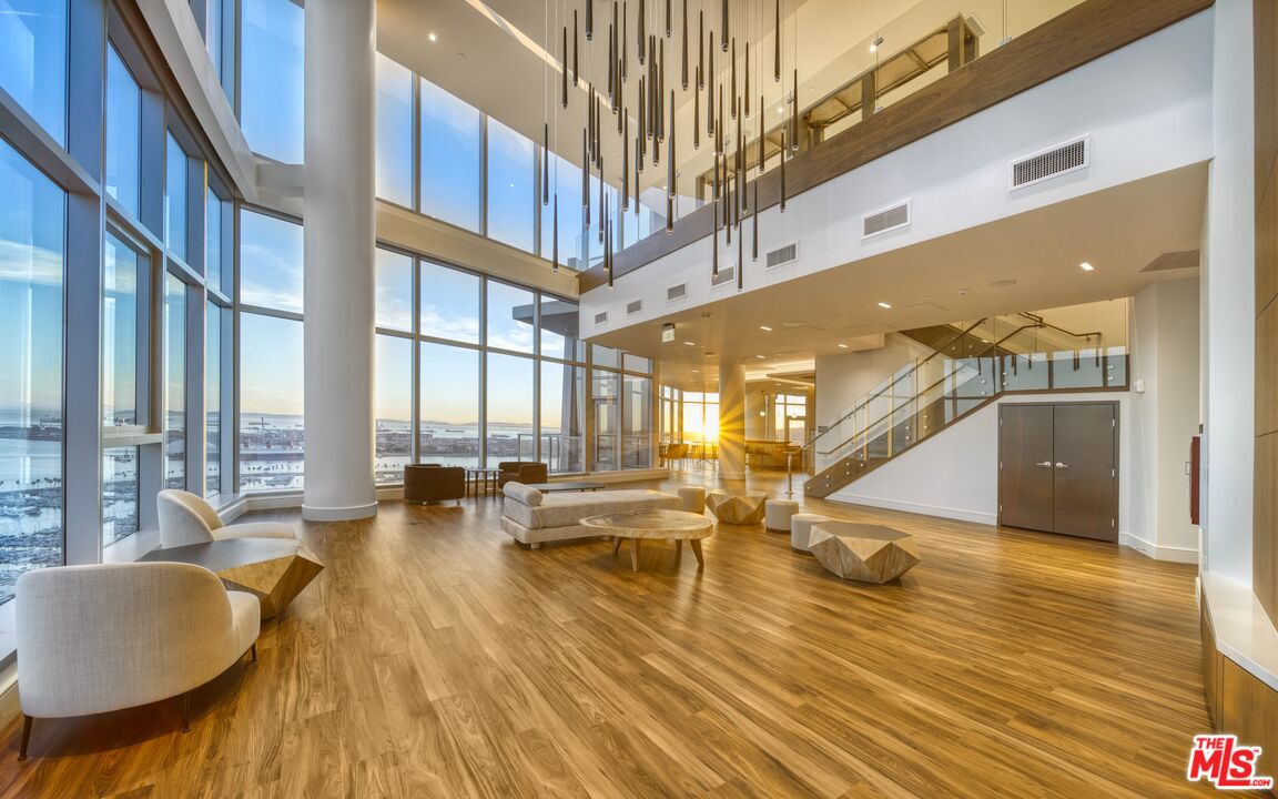 777 E Ocean Blvd Unit: PH 3302