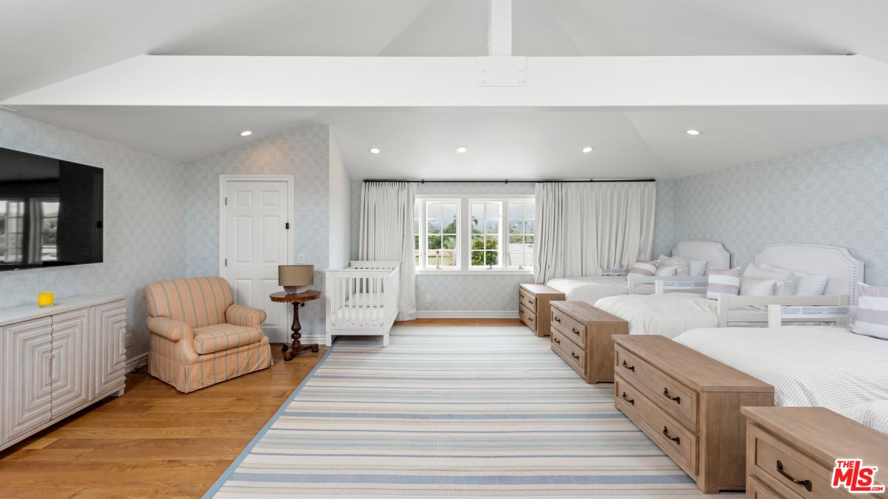 23450 Malibu Colony Rd