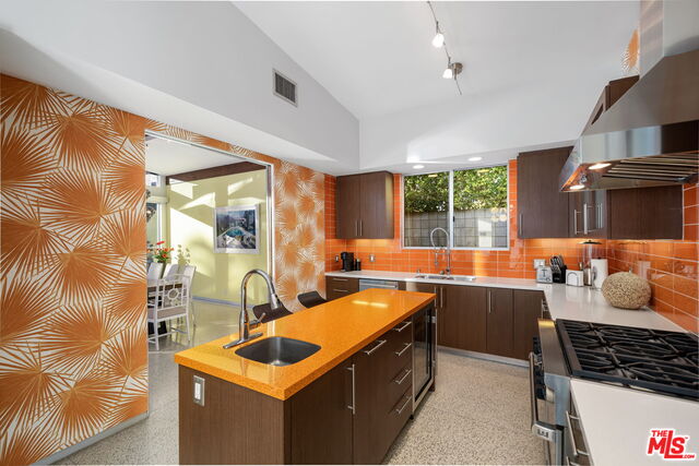 1765 Royal Palm Ct