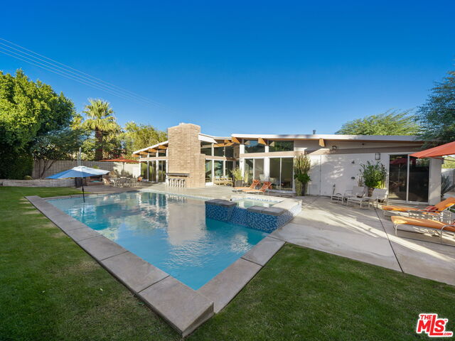 1765 Royal Palm Ct