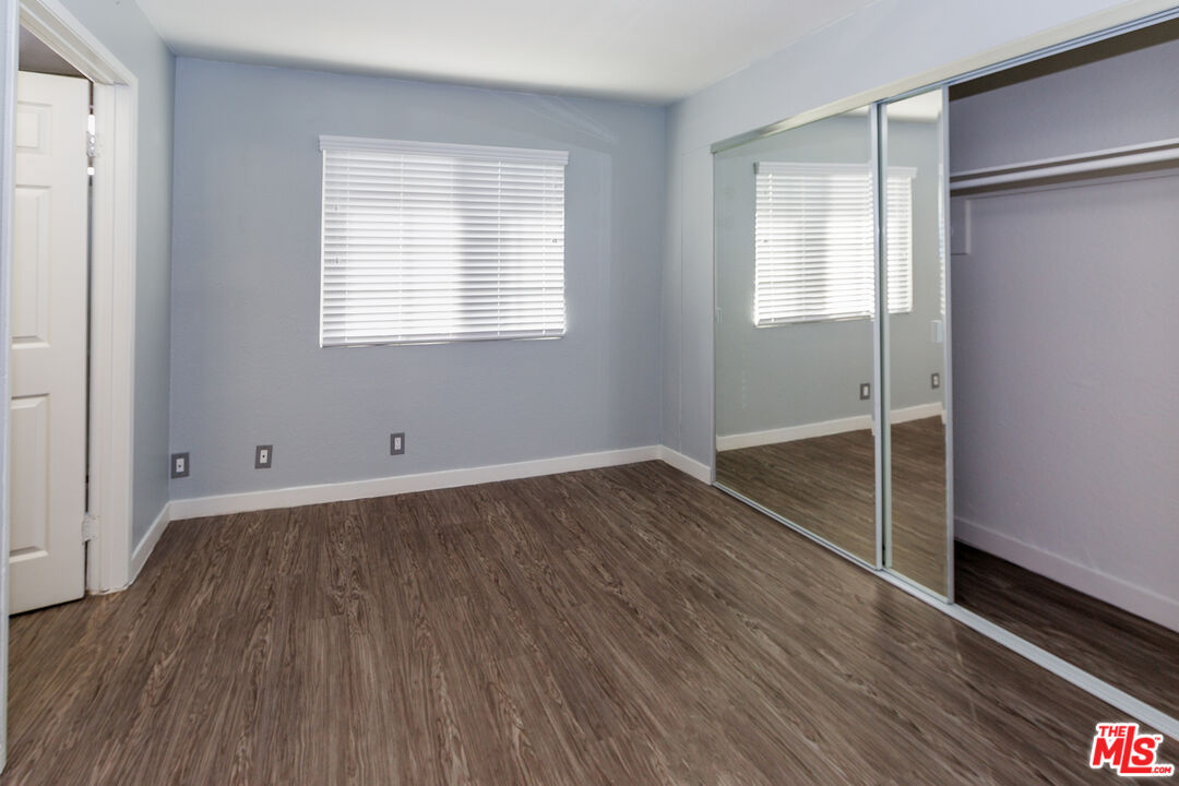 751 Cerritos Ave