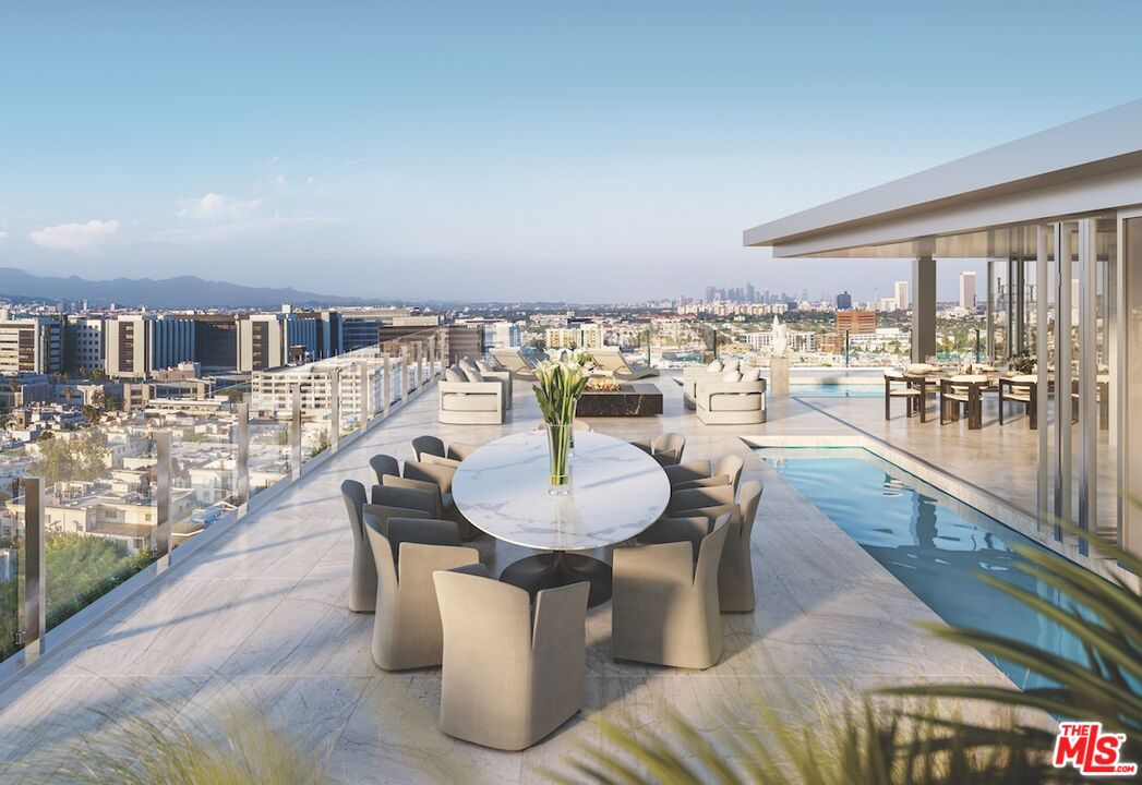 9000 W 3rd St Unit: Penthouse