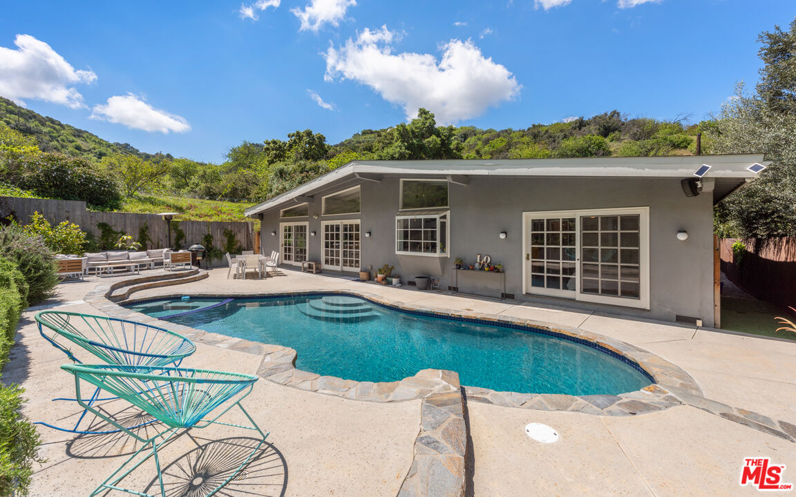 3650 Ventura Canyon Ave